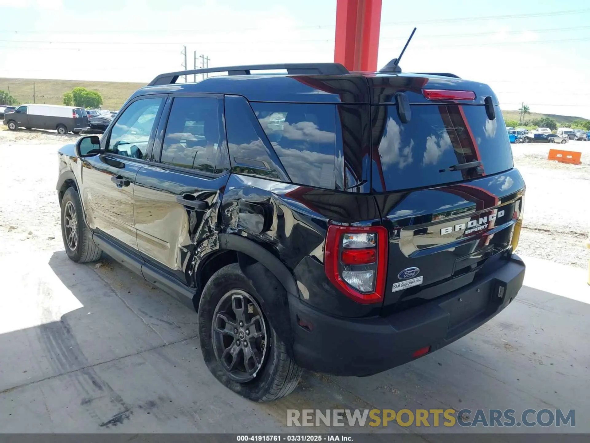 3 Photograph of a damaged car 3FMCR9B6XNRE36866 FORD BRONCO SPORT 2022