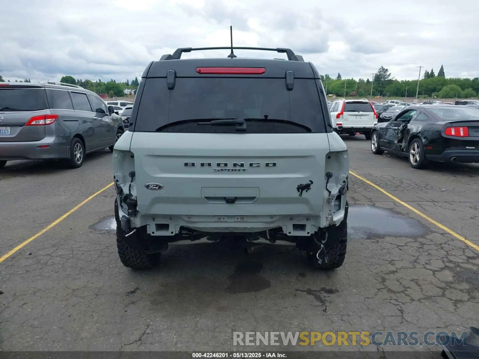 17 Photograph of a damaged car 3FMCR9C60NRD17755 FORD BRONCO SPORT 2022