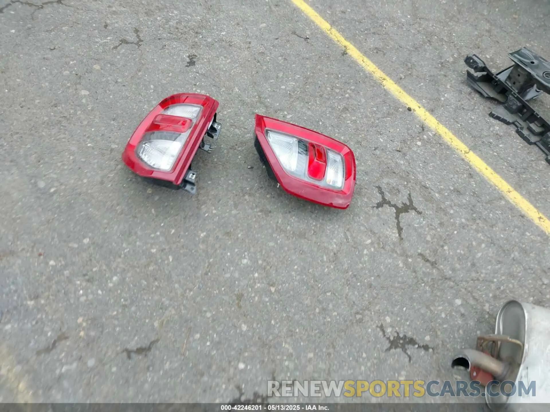 18 Photograph of a damaged car 3FMCR9C60NRD17755 FORD BRONCO SPORT 2022