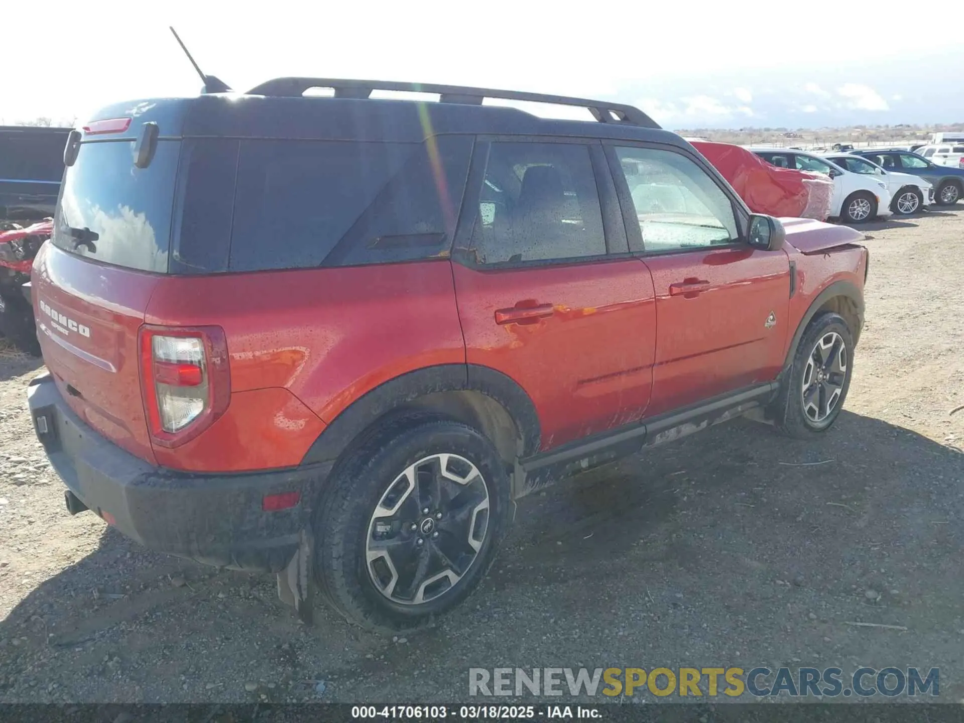 4 Photograph of a damaged car 3FMCR9C61NRD13990 FORD BRONCO SPORT 2022