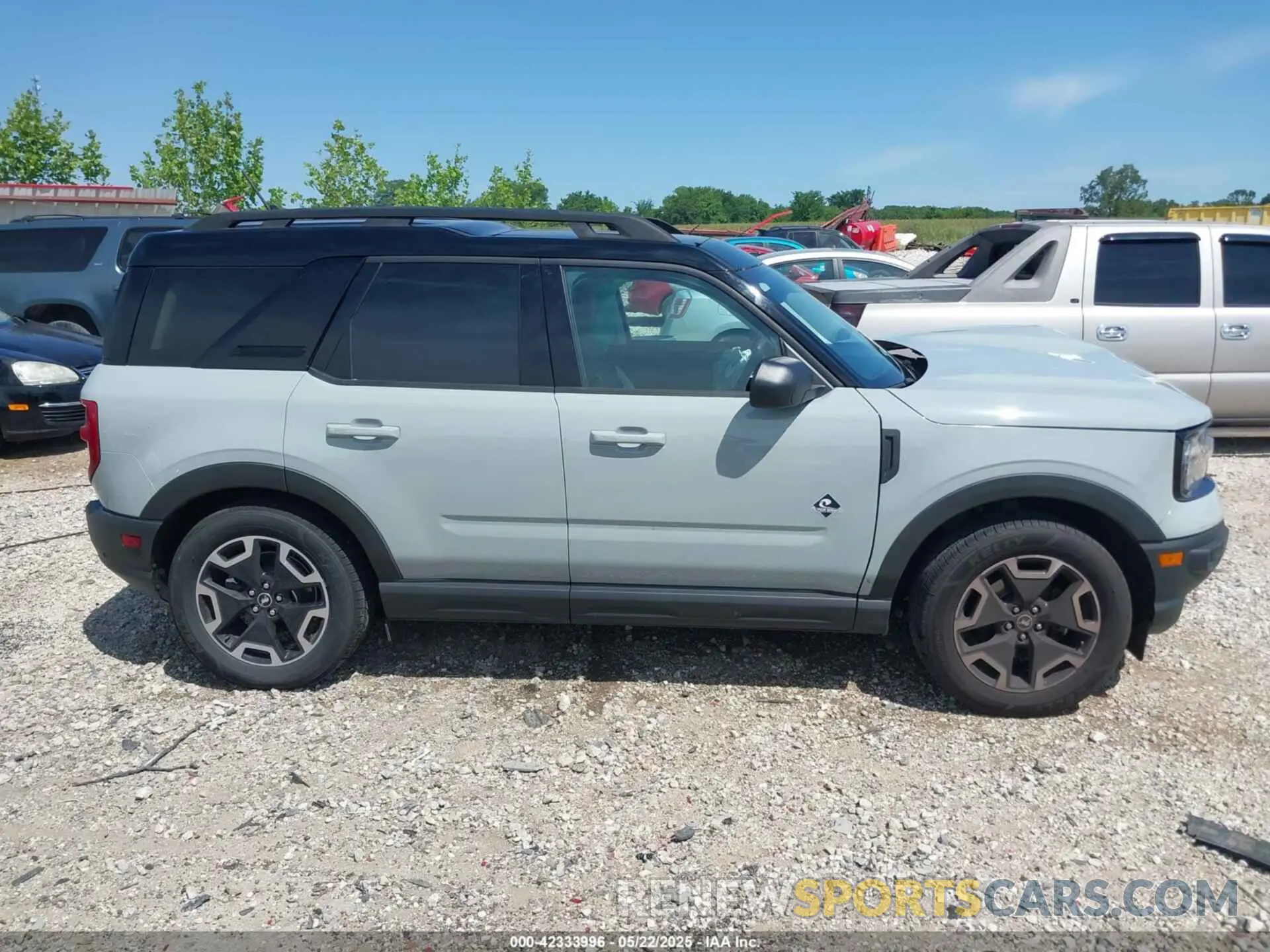 13 Photograph of a damaged car 3FMCR9C61NRD43751 FORD BRONCO SPORT 2022