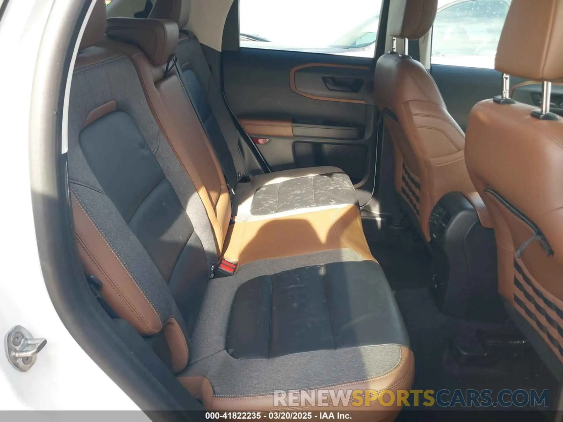 8 Photograph of a damaged car 3FMCR9C63NRD92661 FORD BRONCO SPORT 2022