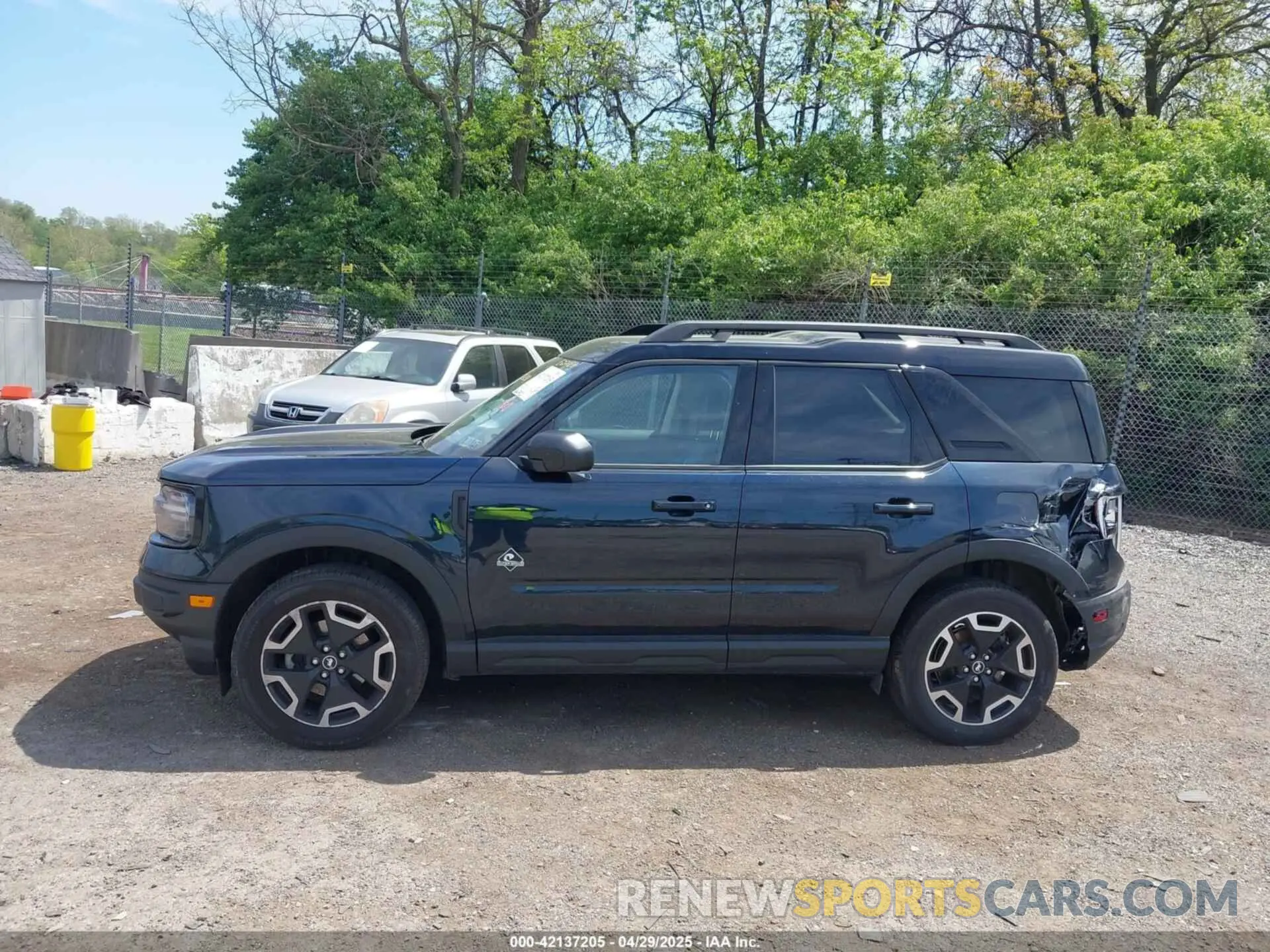 14 Photograph of a damaged car 3FMCR9C63NRE27487 FORD BRONCO SPORT 2022