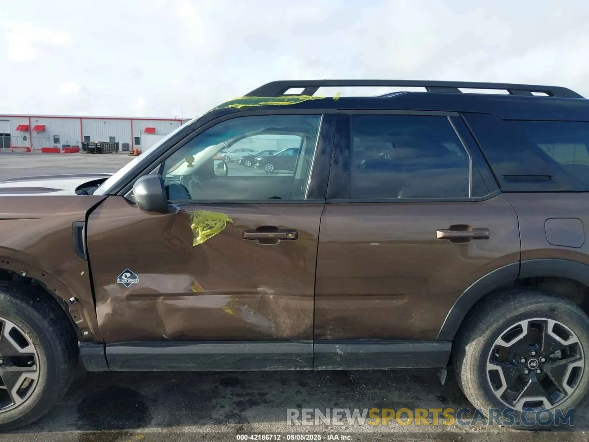 15 Photograph of a damaged car 3FMCR9C64NRE24601 FORD BRONCO SPORT 2022