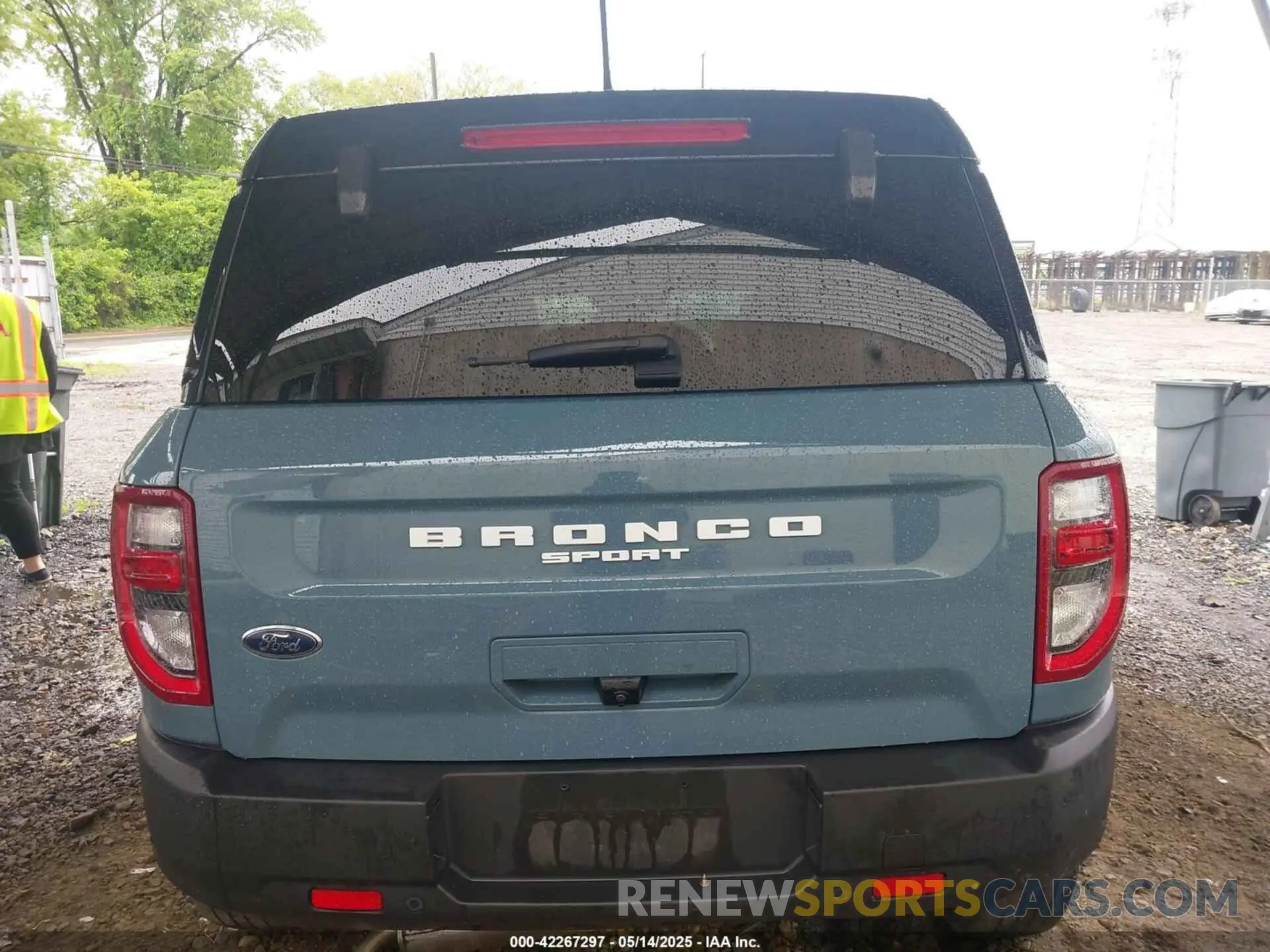 16 Photograph of a damaged car 3FMCR9C65NRD38343 FORD BRONCO SPORT 2022