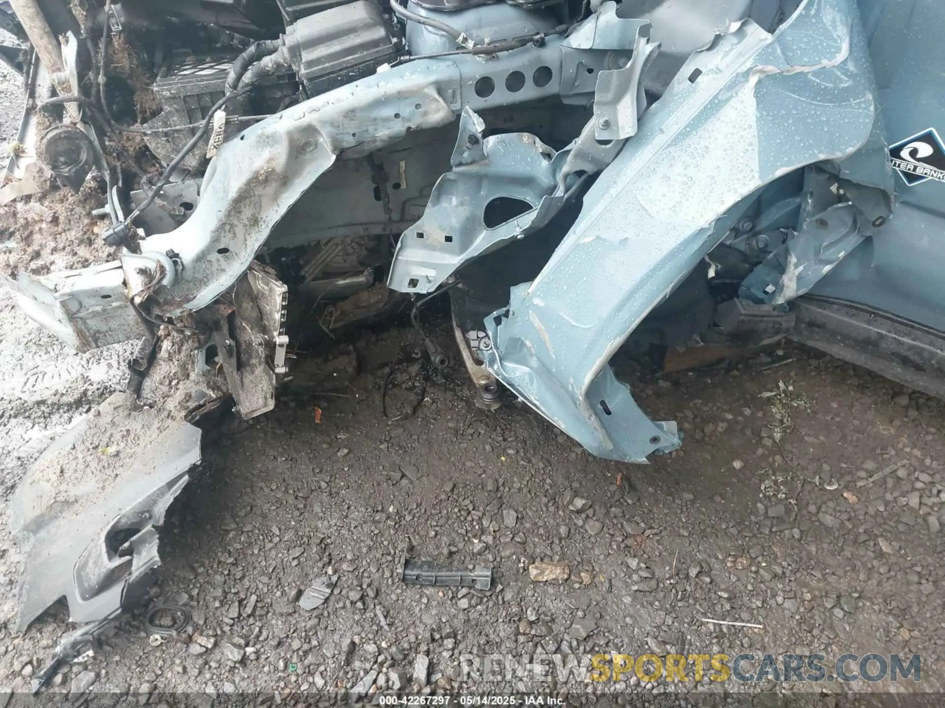 17 Photograph of a damaged car 3FMCR9C65NRD38343 FORD BRONCO SPORT 2022
