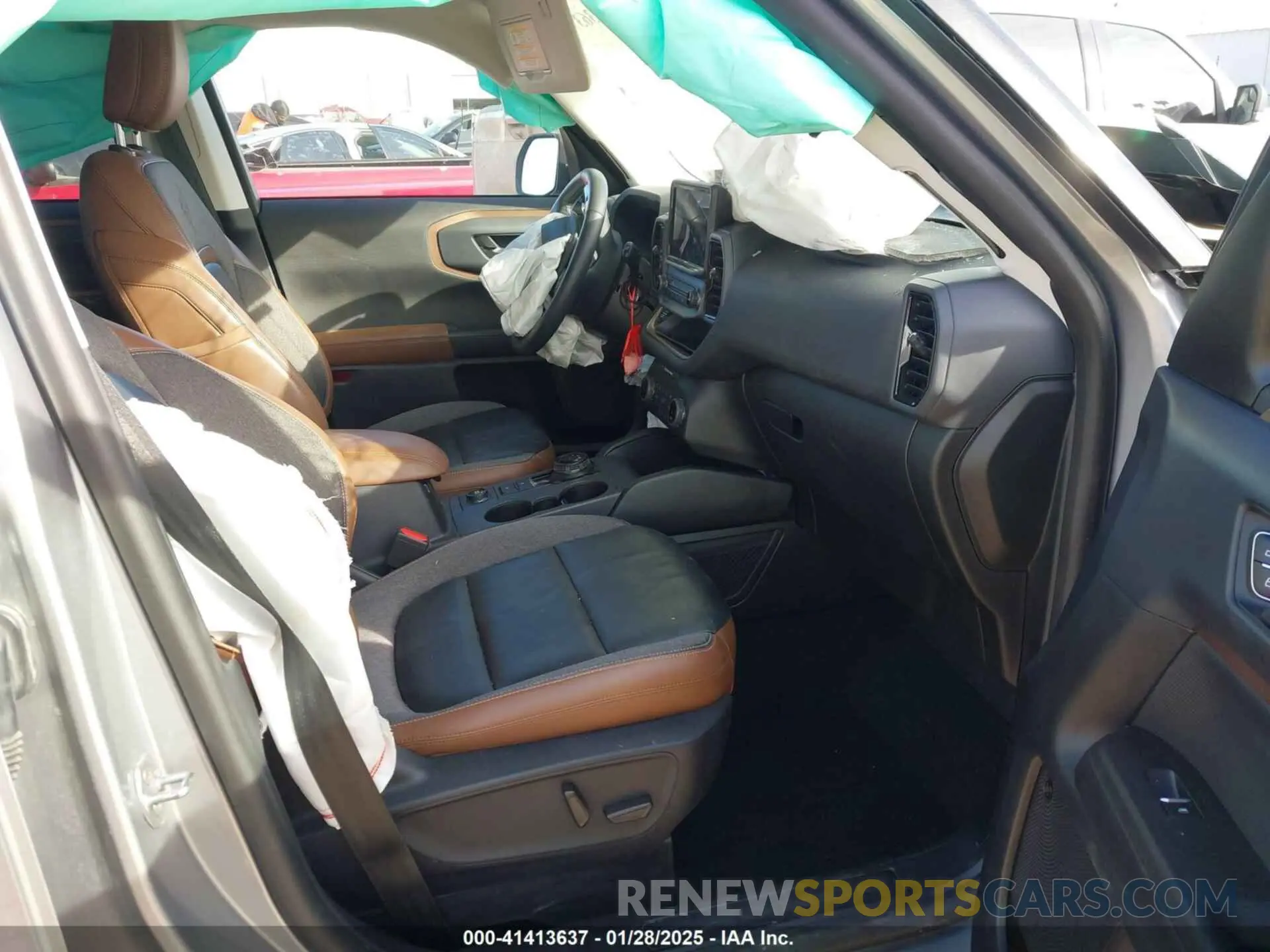 5 Photograph of a damaged car 3FMCR9C65NRE24946 FORD BRONCO SPORT 2022