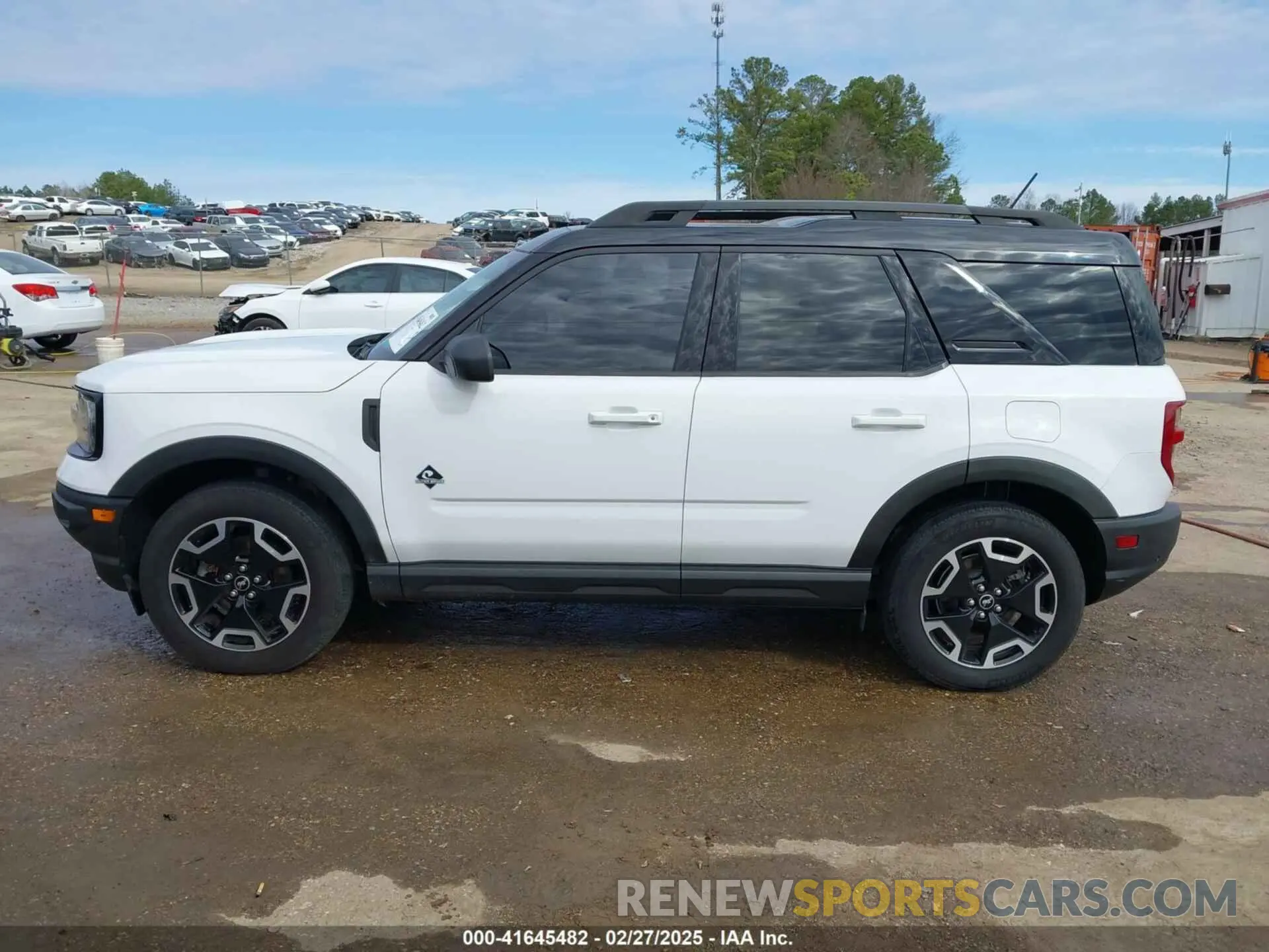 14 Photograph of a damaged car 3FMCR9C67NRD52857 FORD BRONCO SPORT 2022