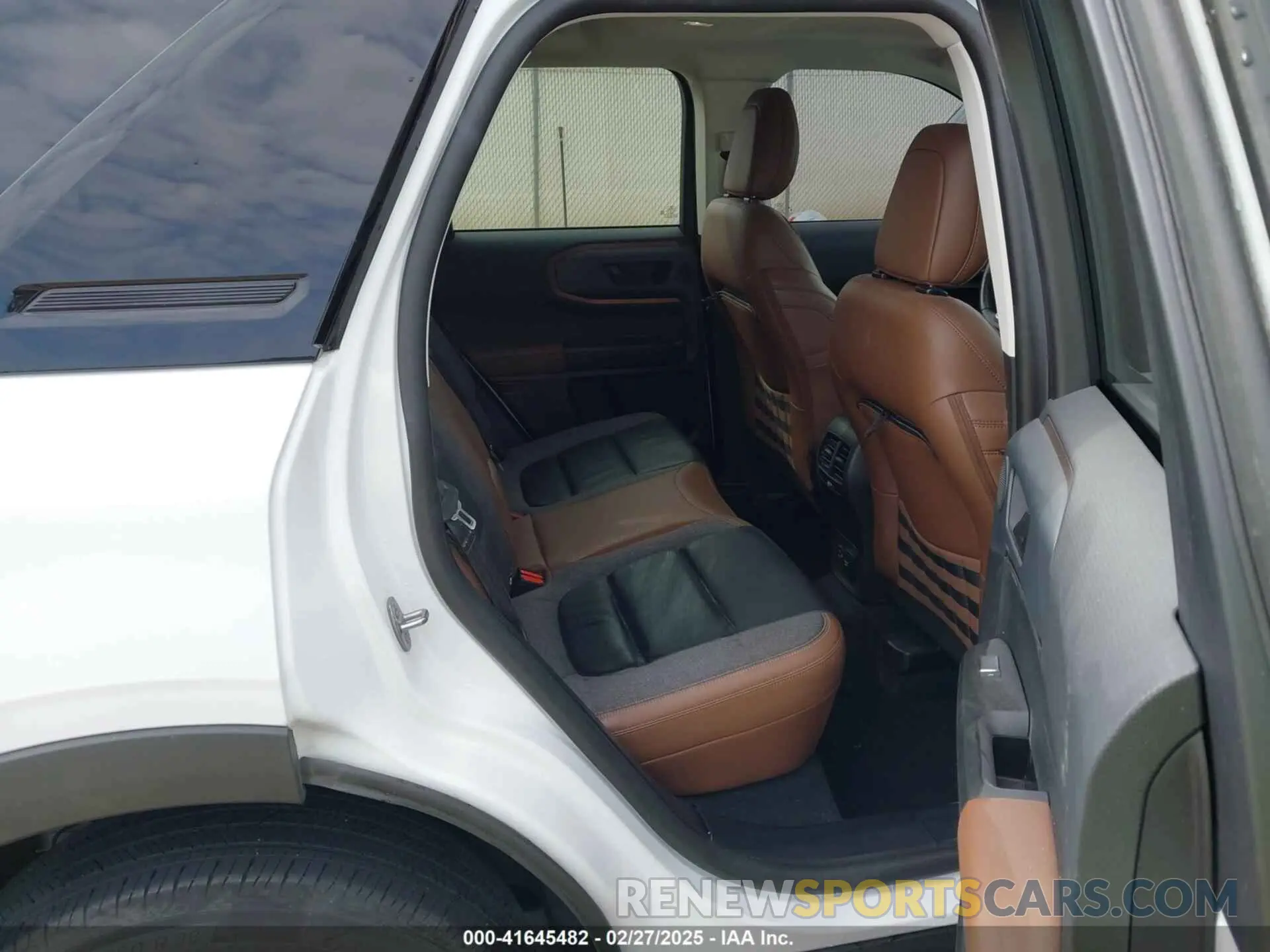 8 Photograph of a damaged car 3FMCR9C67NRD52857 FORD BRONCO SPORT 2022