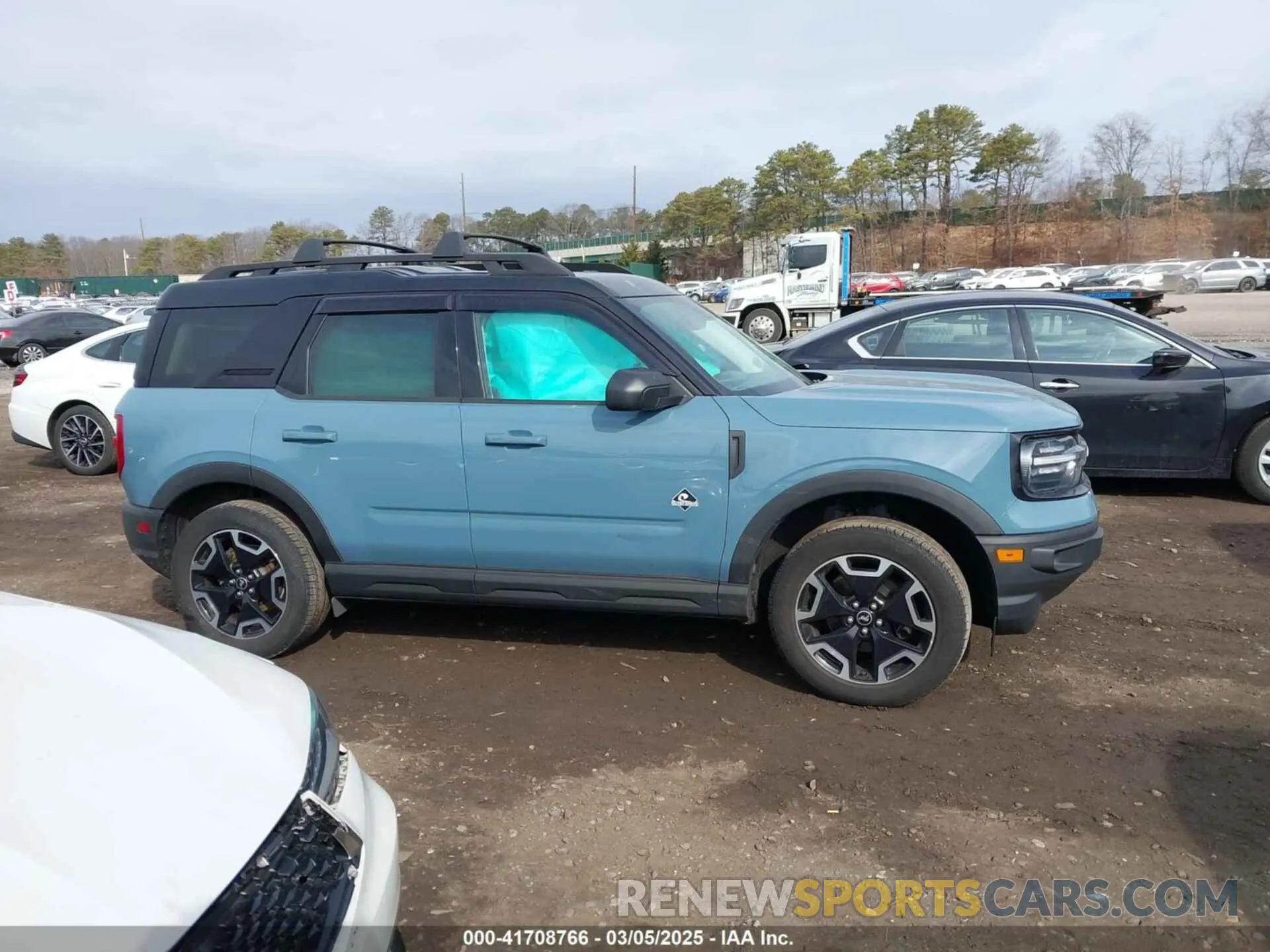 13 Photograph of a damaged car 3FMCR9C6XNRD72228 FORD BRONCO SPORT 2022