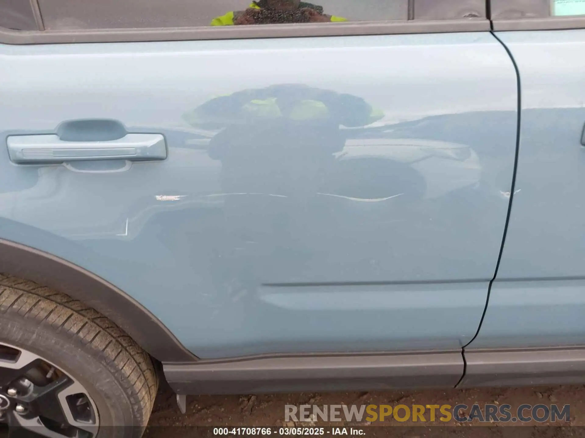 17 Photograph of a damaged car 3FMCR9C6XNRD72228 FORD BRONCO SPORT 2022