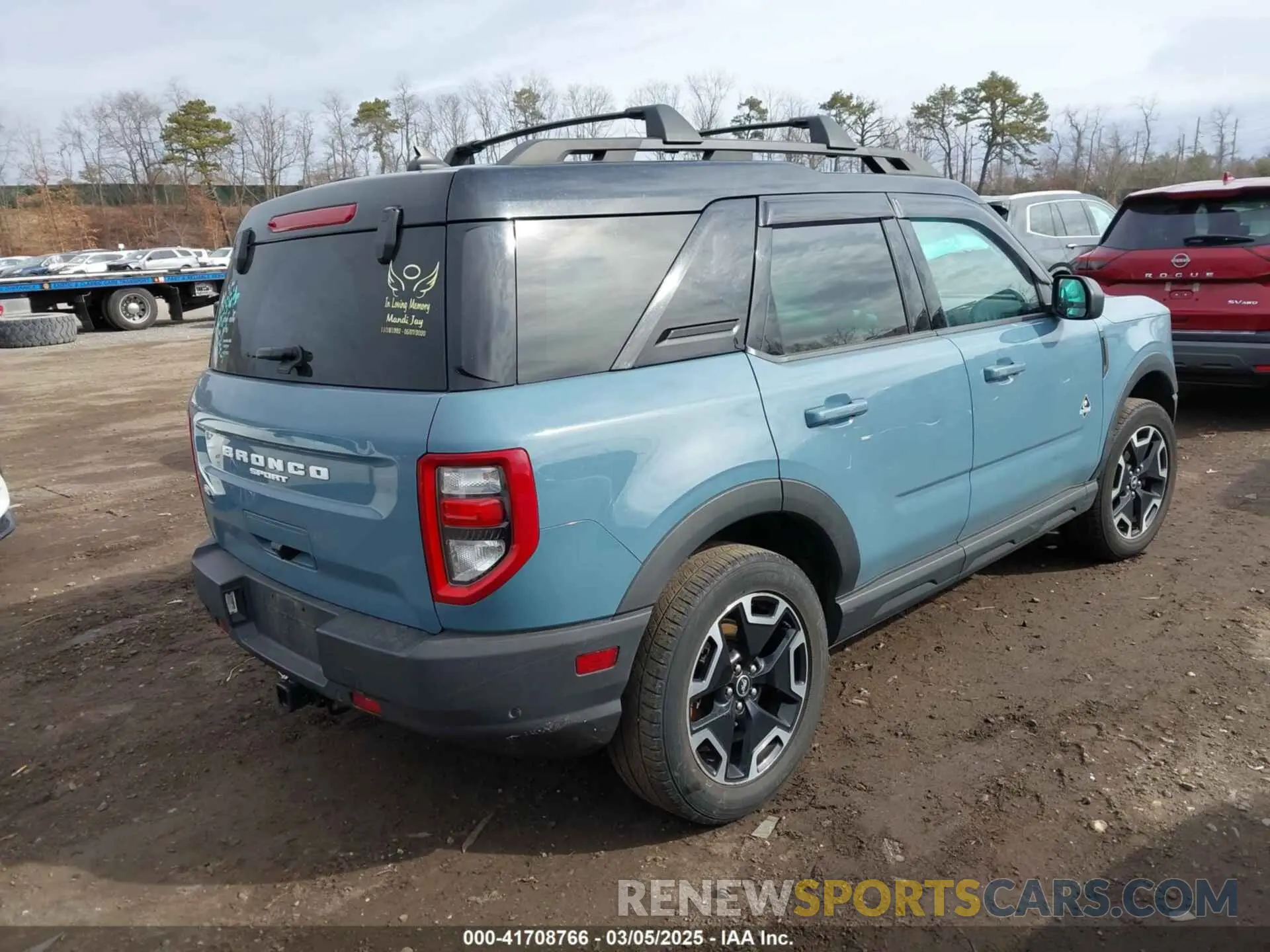 4 Photograph of a damaged car 3FMCR9C6XNRD72228 FORD BRONCO SPORT 2022