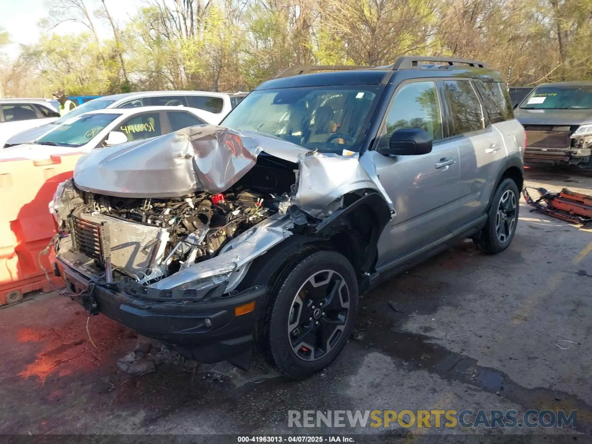 2 Photograph of a damaged car 3FMCR9C6XNRE17667 FORD BRONCO SPORT 2022