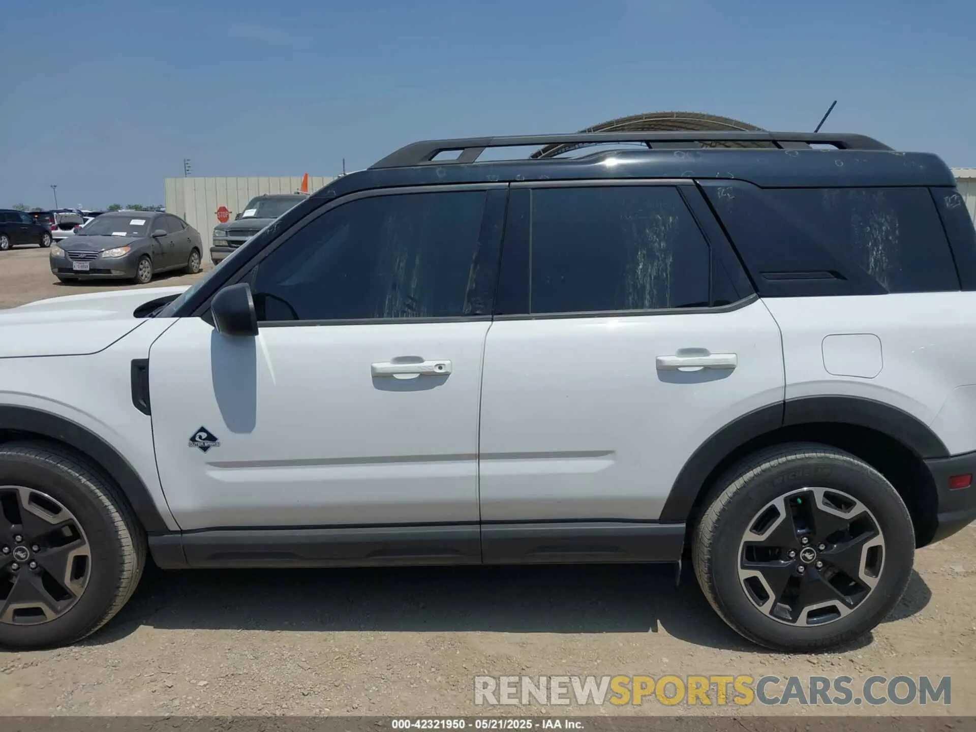 14 Photograph of a damaged car 3FMCR9C6XNRE27616 FORD BRONCO SPORT 2022