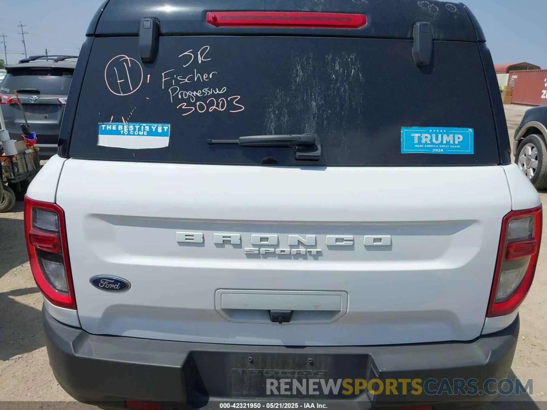 16 Photograph of a damaged car 3FMCR9C6XNRE27616 FORD BRONCO SPORT 2022