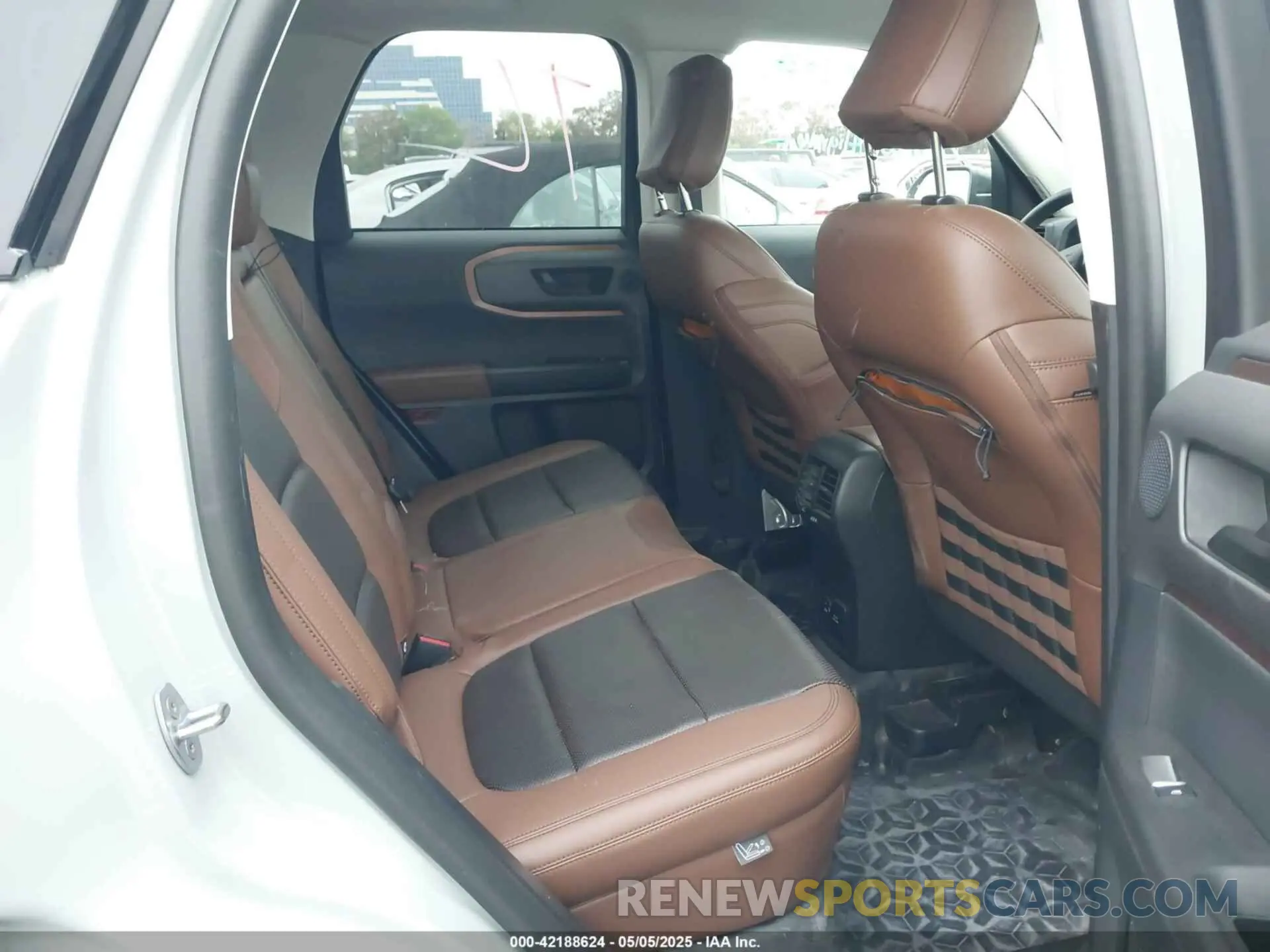 8 Photograph of a damaged car 3FMCR9D90NRD59108 FORD BRONCO SPORT 2022