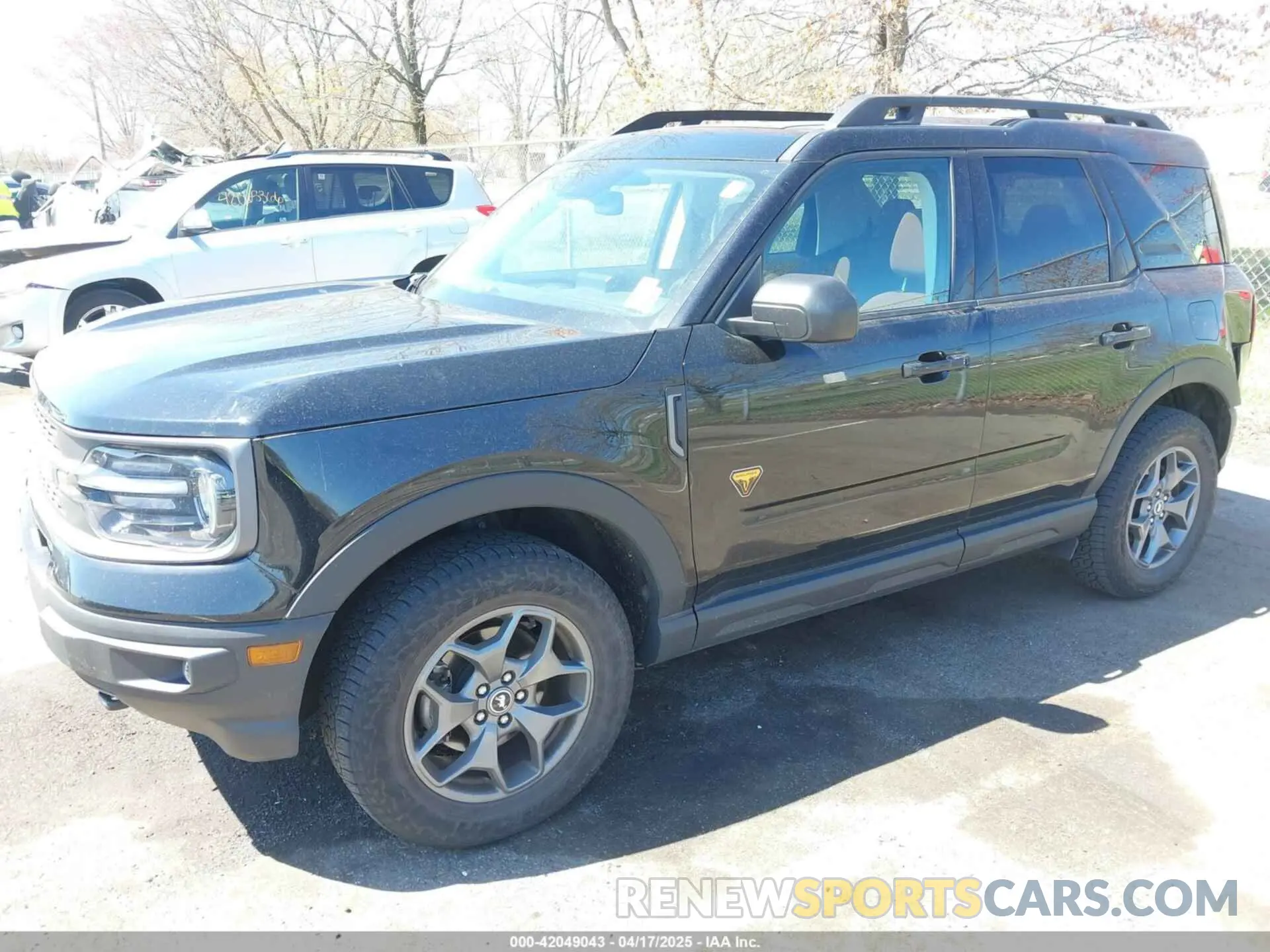2 Photograph of a damaged car 3FMCR9D94NRE31332 FORD BRONCO SPORT 2022