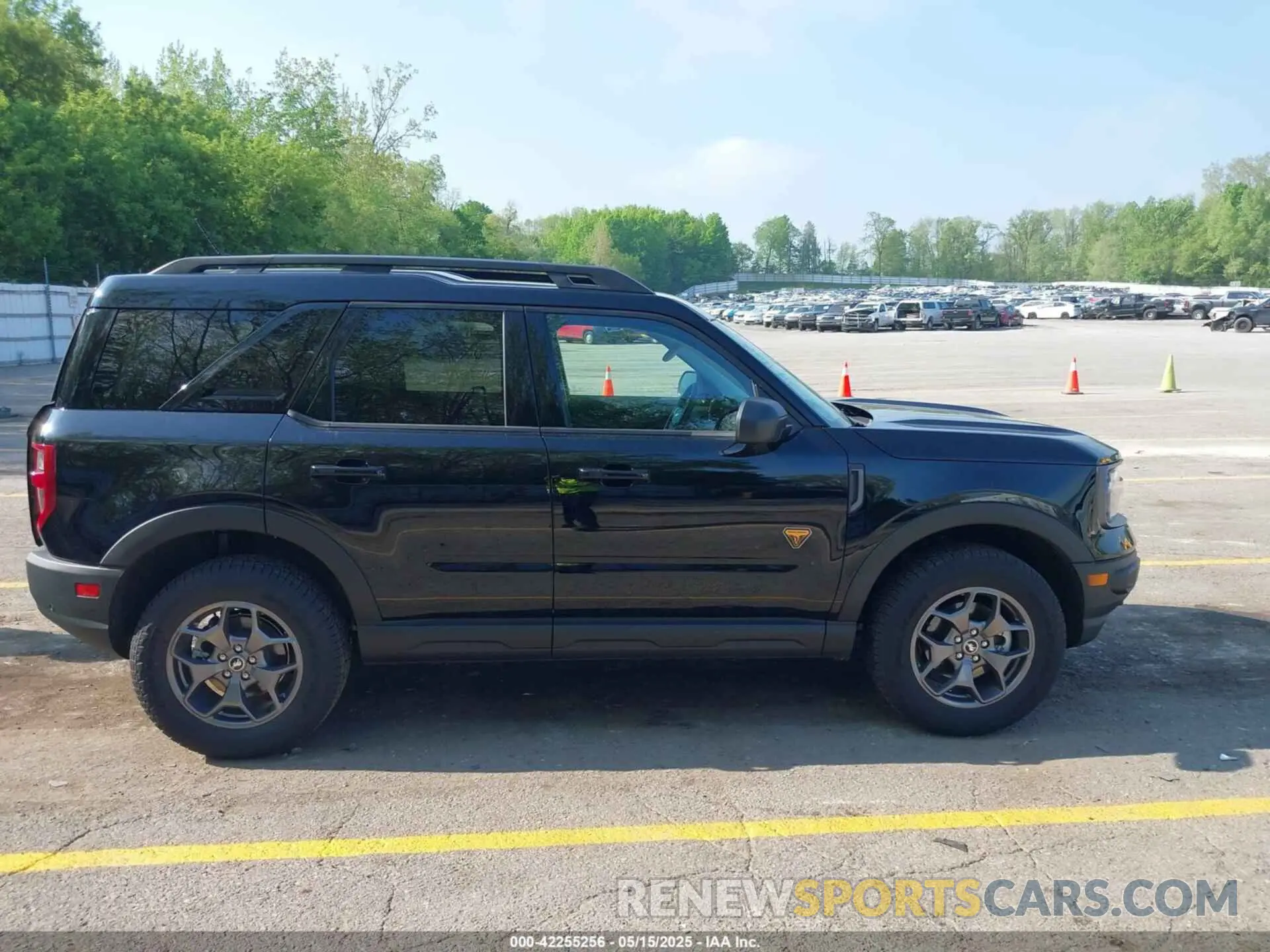 13 Photograph of a damaged car 3FMCR9D95NRD81024 FORD BRONCO SPORT 2022