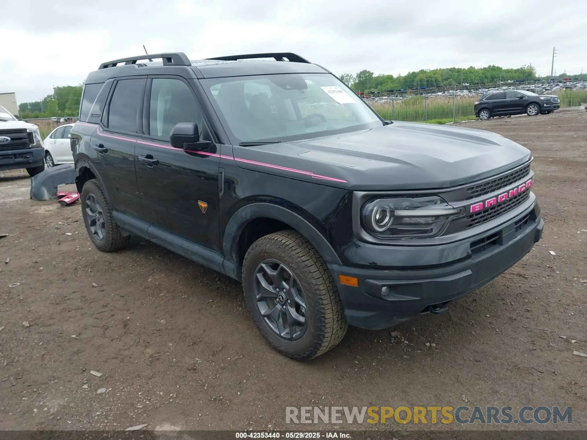 1 Photograph of a damaged car 3FMCR9D96NRD00726 FORD BRONCO SPORT 2022