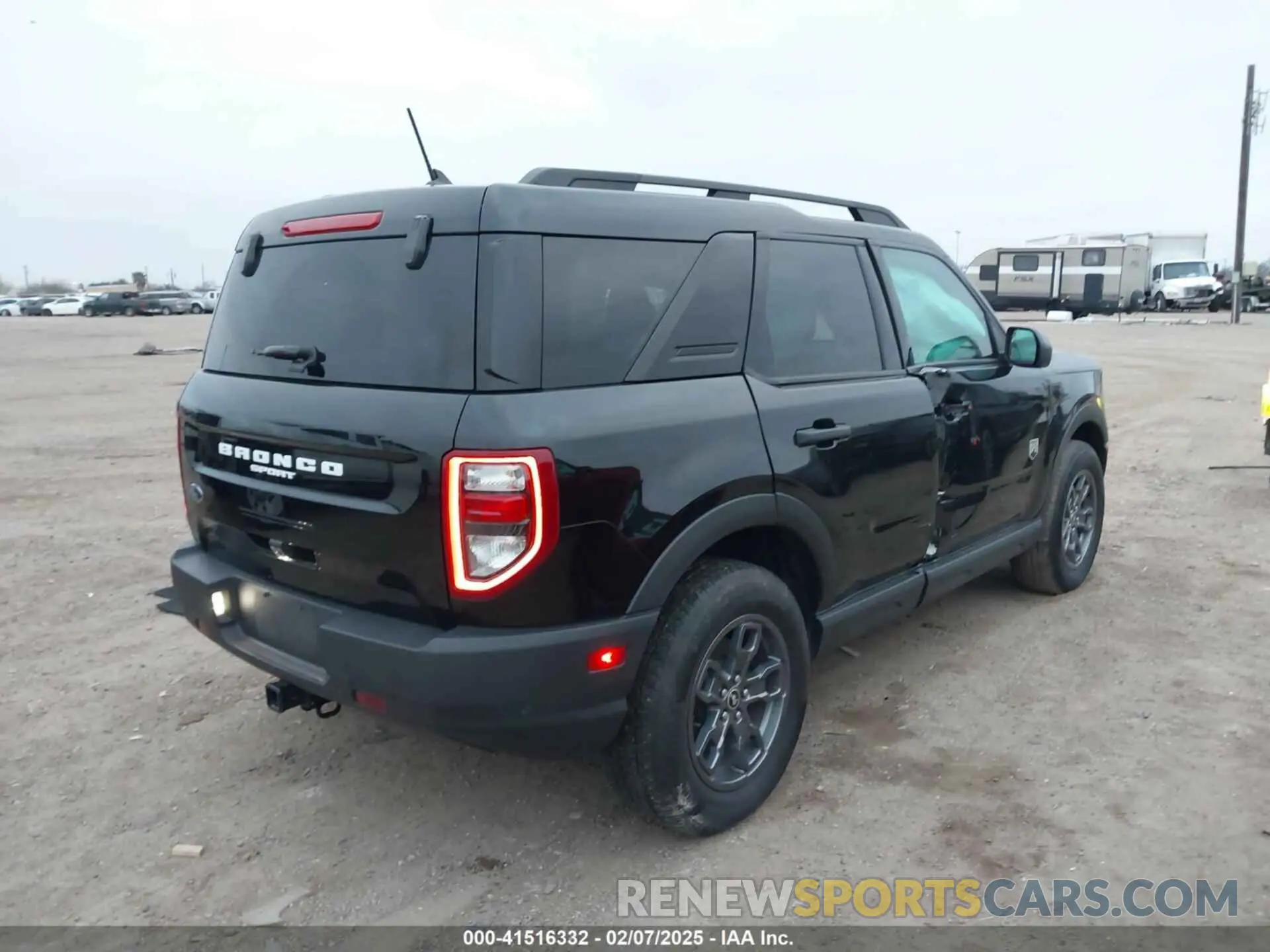 4 Photograph of a damaged car 3FMCR9B65PRD36080 FORD BRONCO SPORT 2023