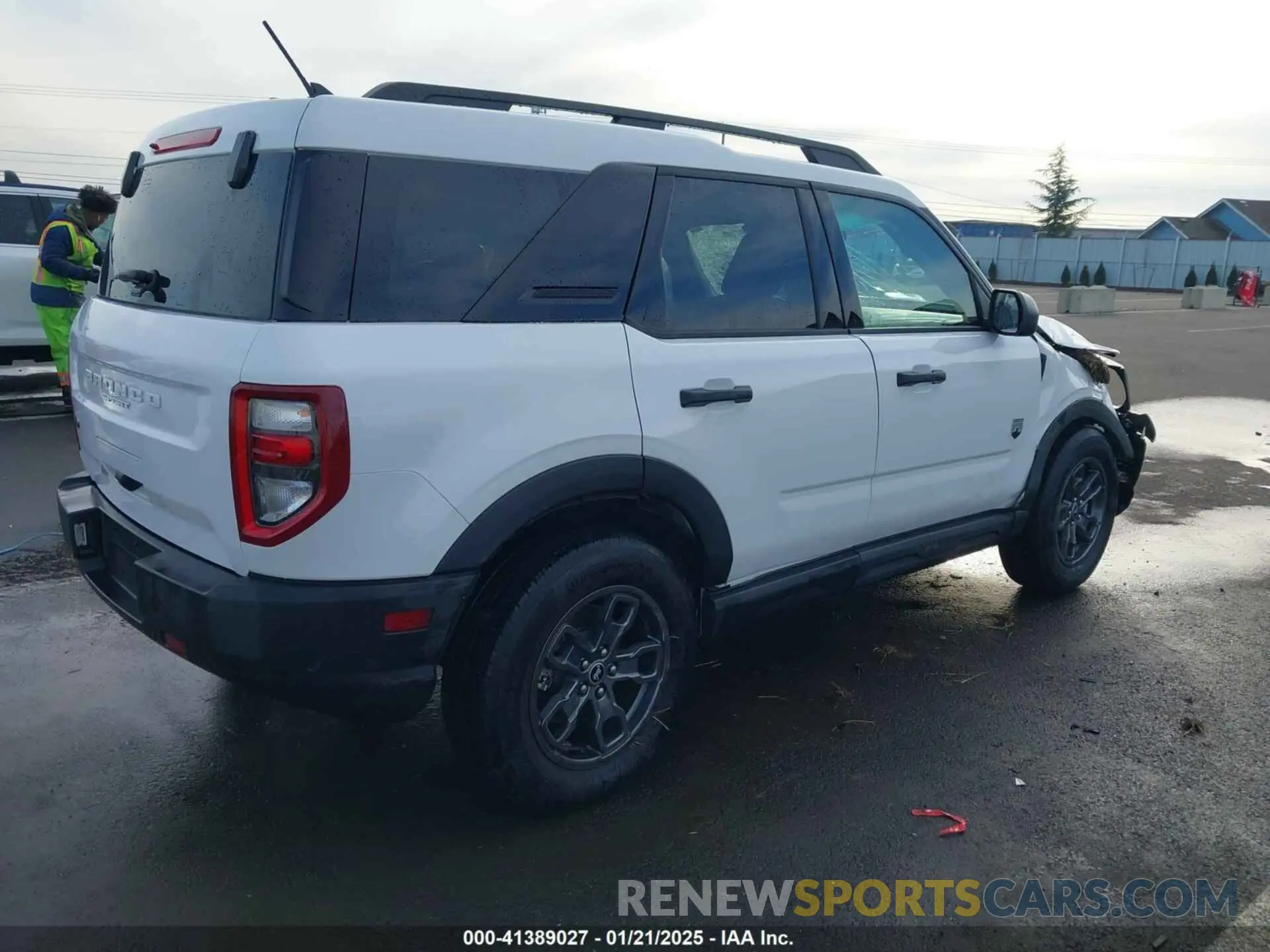 4 Photograph of a damaged car 3FMCR9B65PRD46804 FORD BRONCO SPORT 2023