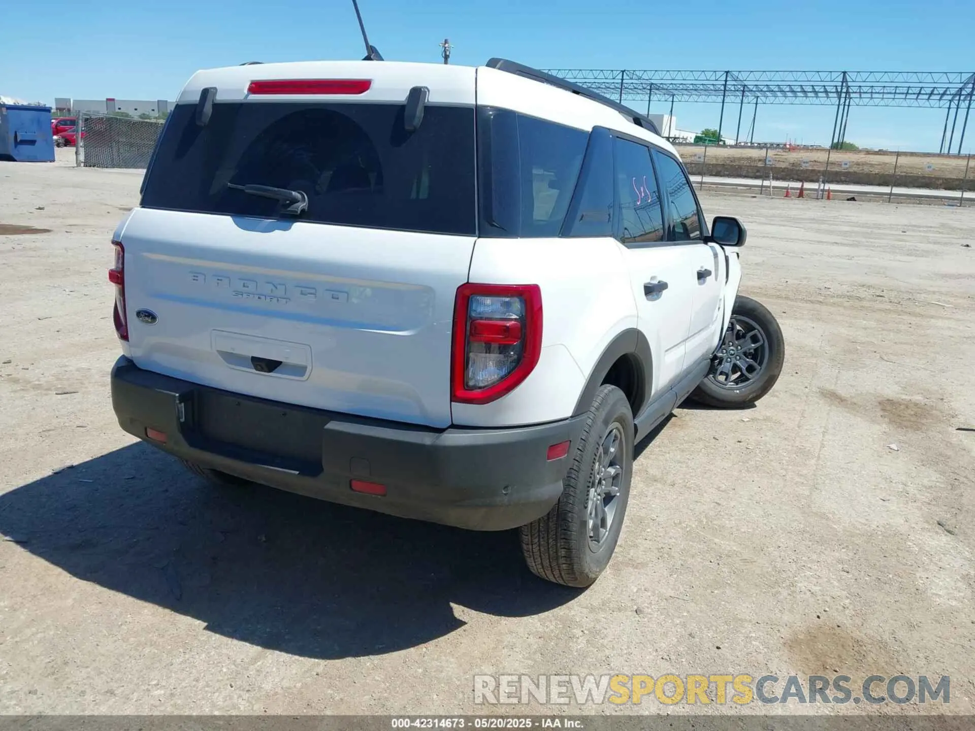 4 Photograph of a damaged car 3FMCR9B65PRE10890 FORD BRONCO SPORT 2023