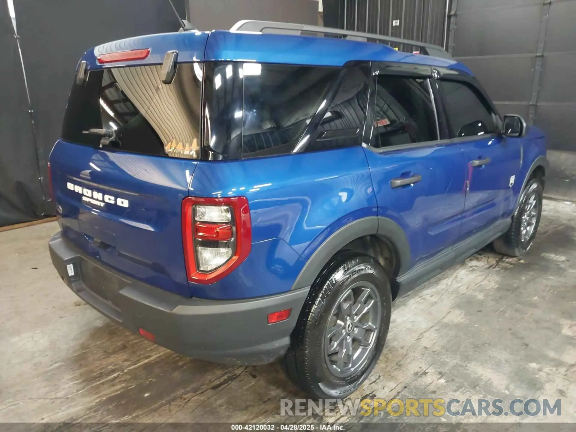 4 Photograph of a damaged car 3FMCR9B68PRD68392 FORD BRONCO SPORT 2023