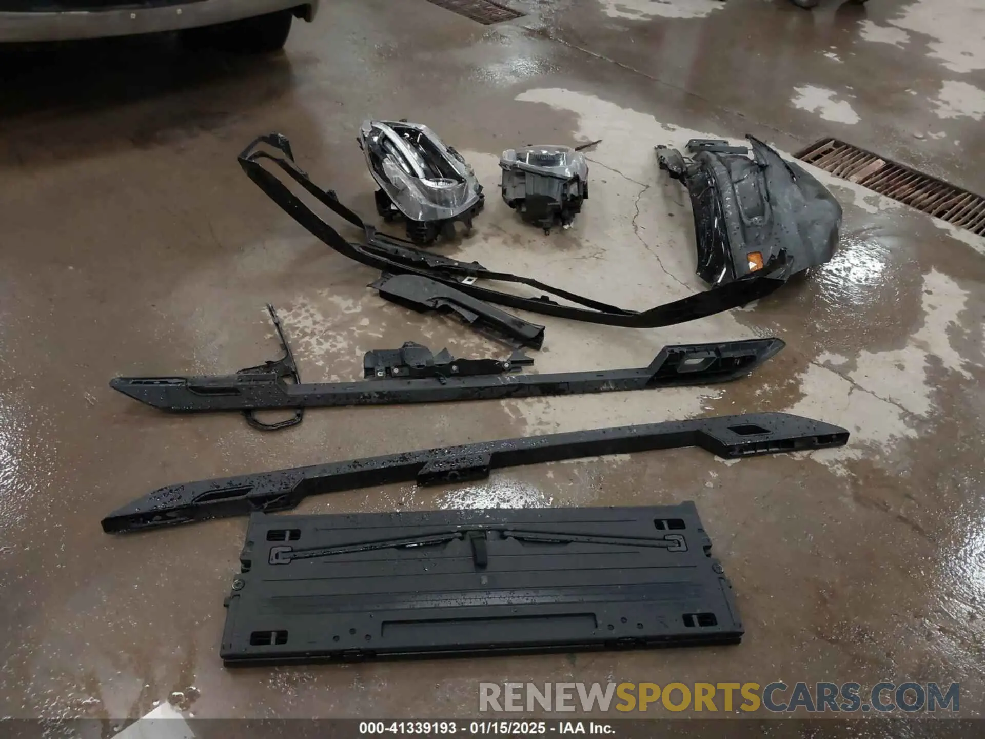 12 Photograph of a damaged car 3FMCR9C60PRD55229 FORD BRONCO SPORT 2023