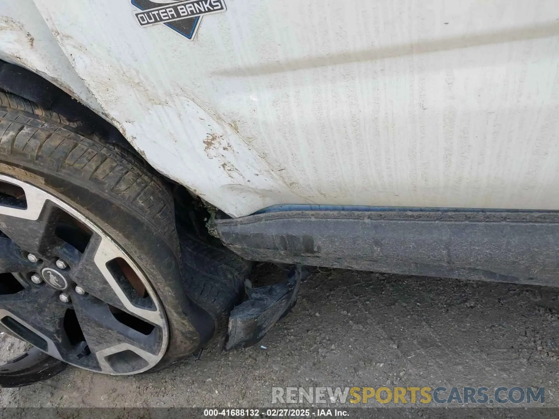 19 Photograph of a damaged car 3FMCR9C60PRD92233 FORD BRONCO SPORT 2023