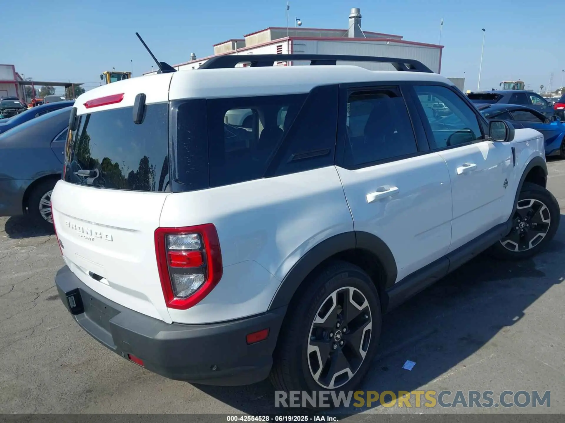 4 Photograph of a damaged car 3FMCR9C62PRE06777 FORD BRONCO SPORT 2023