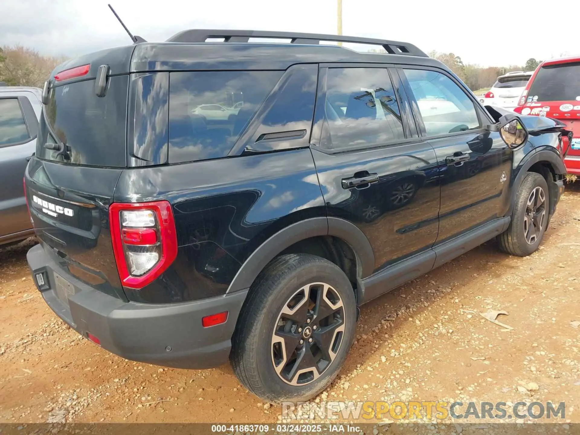 4 Photograph of a damaged car 3FMCR9C64PRD48591 FORD BRONCO SPORT 2023