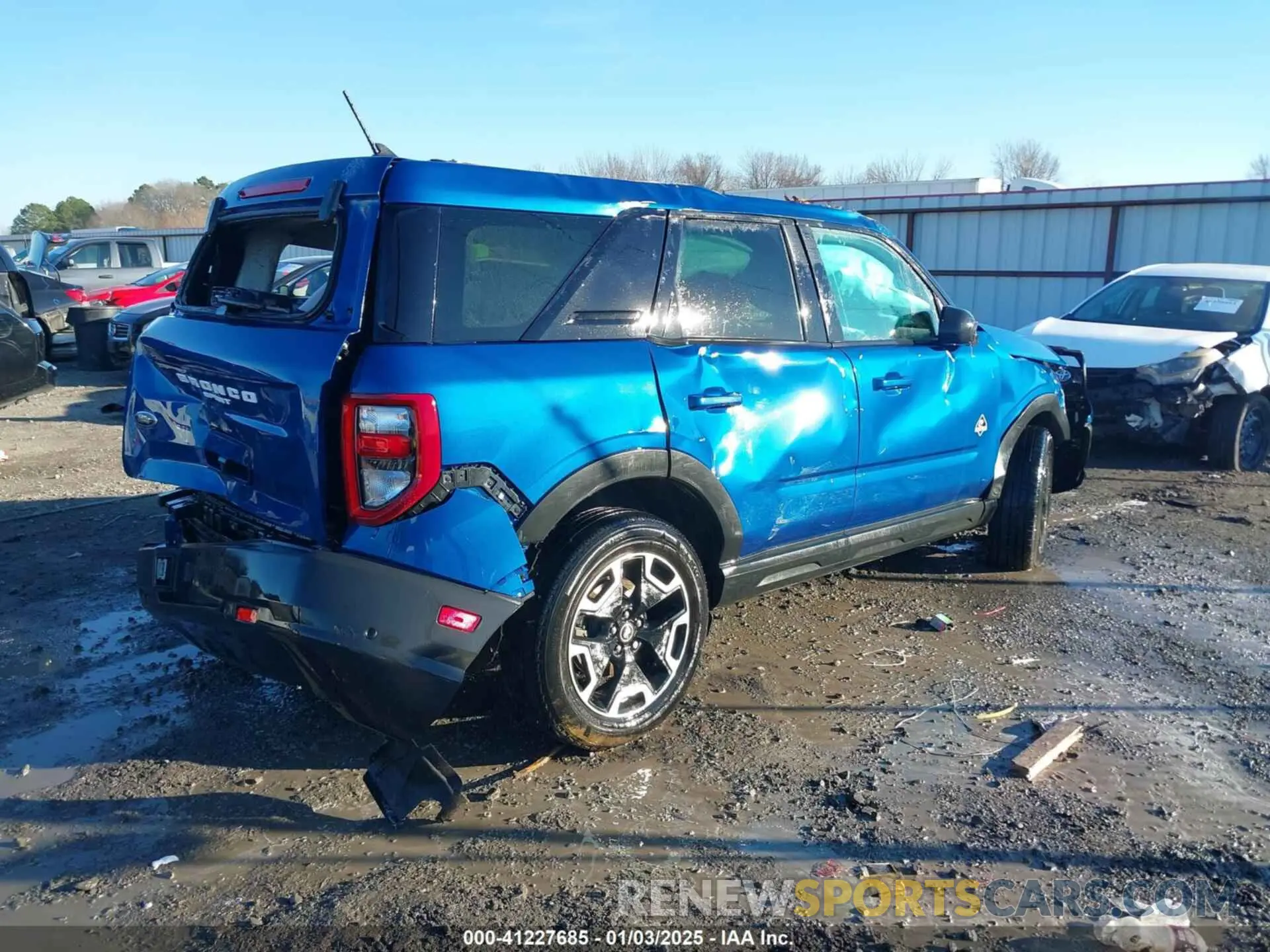4 Photograph of a damaged car 3FMCR9C64PRD66766 FORD BRONCO SPORT 2023