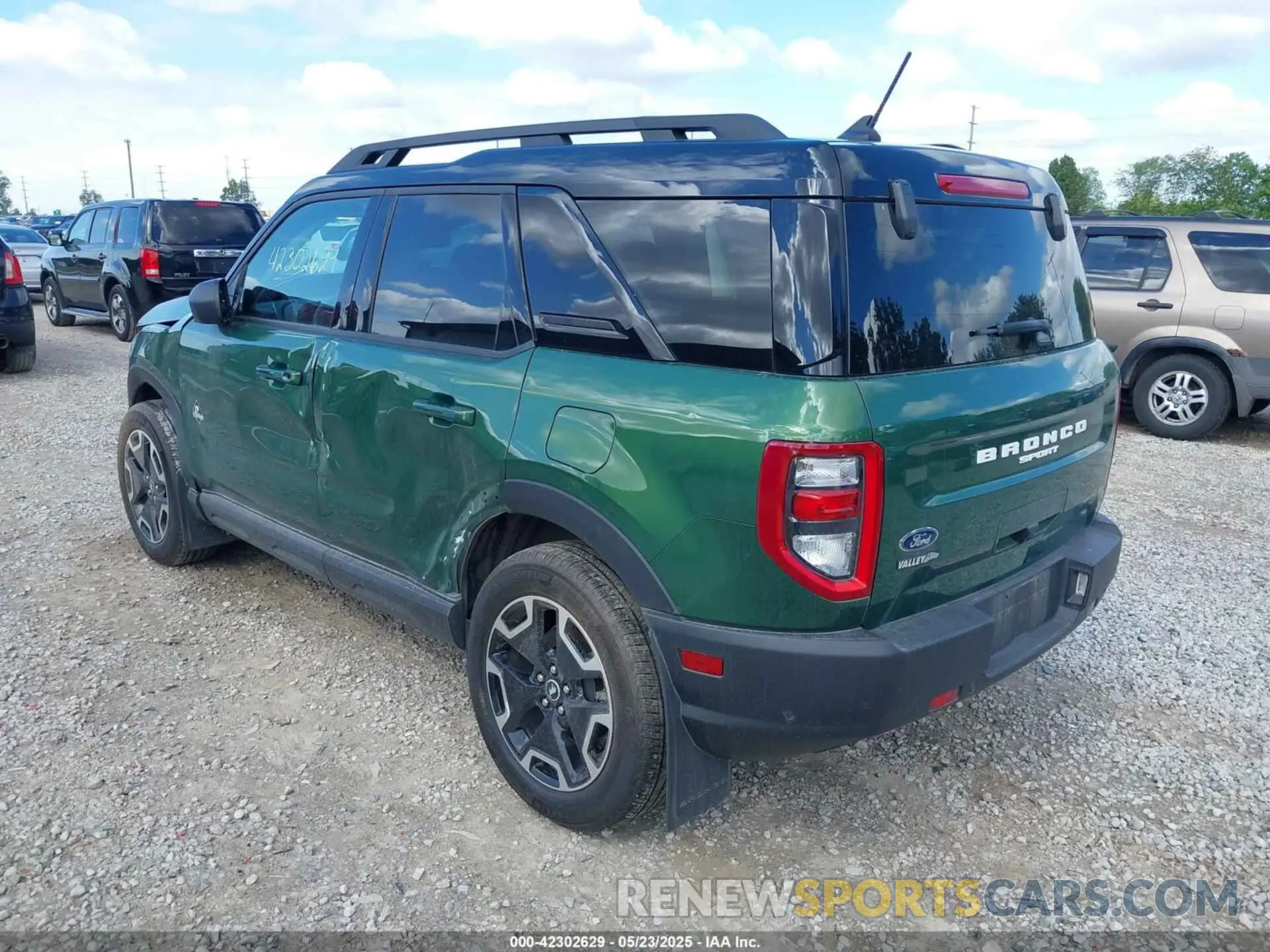3 Photograph of a damaged car 3FMCR9C65PRE21130 FORD BRONCO SPORT 2023