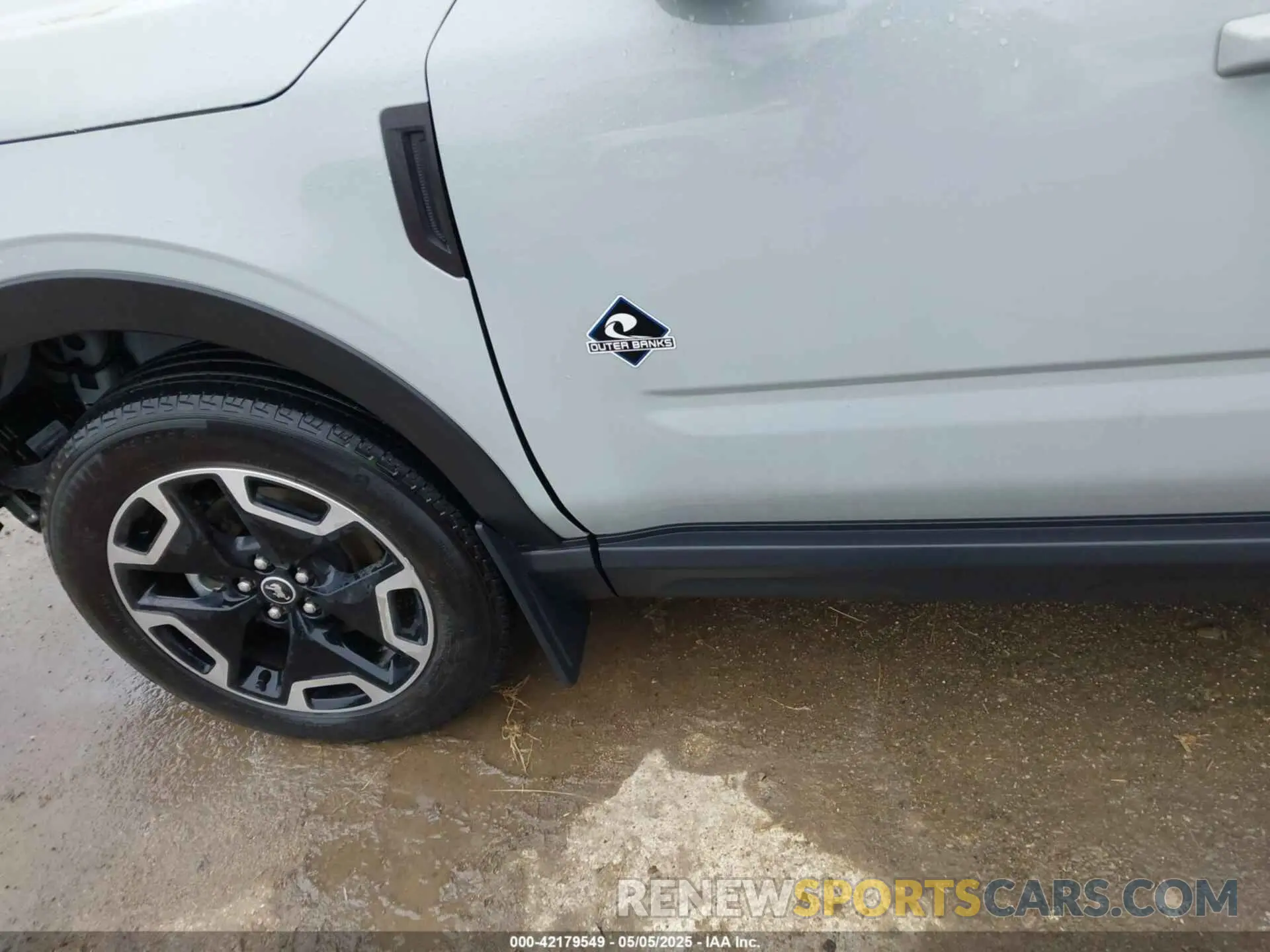 17 Photograph of a damaged car 3FMCR9C68PRE24233 FORD BRONCO SPORT 2023