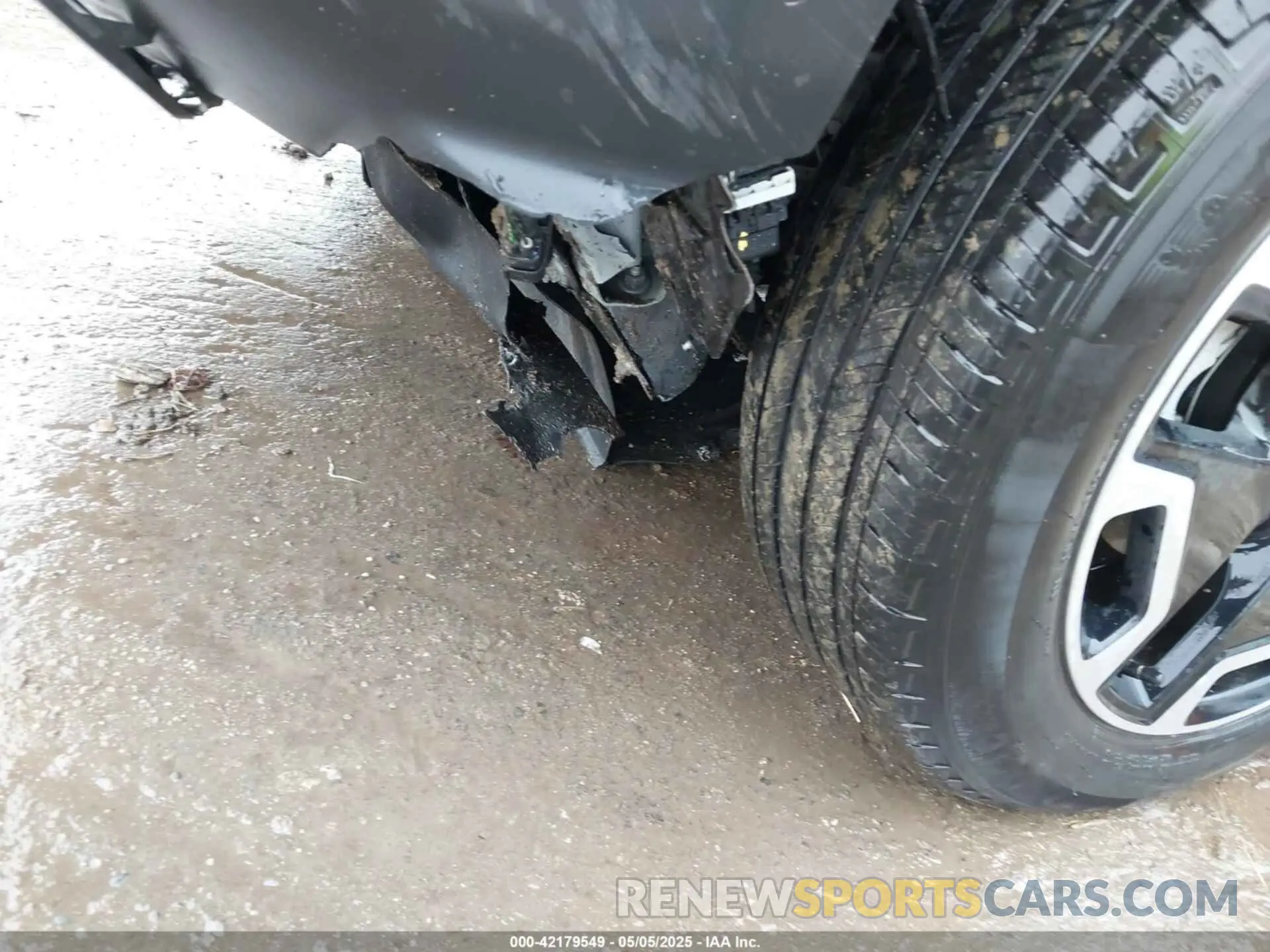 19 Photograph of a damaged car 3FMCR9C68PRE24233 FORD BRONCO SPORT 2023