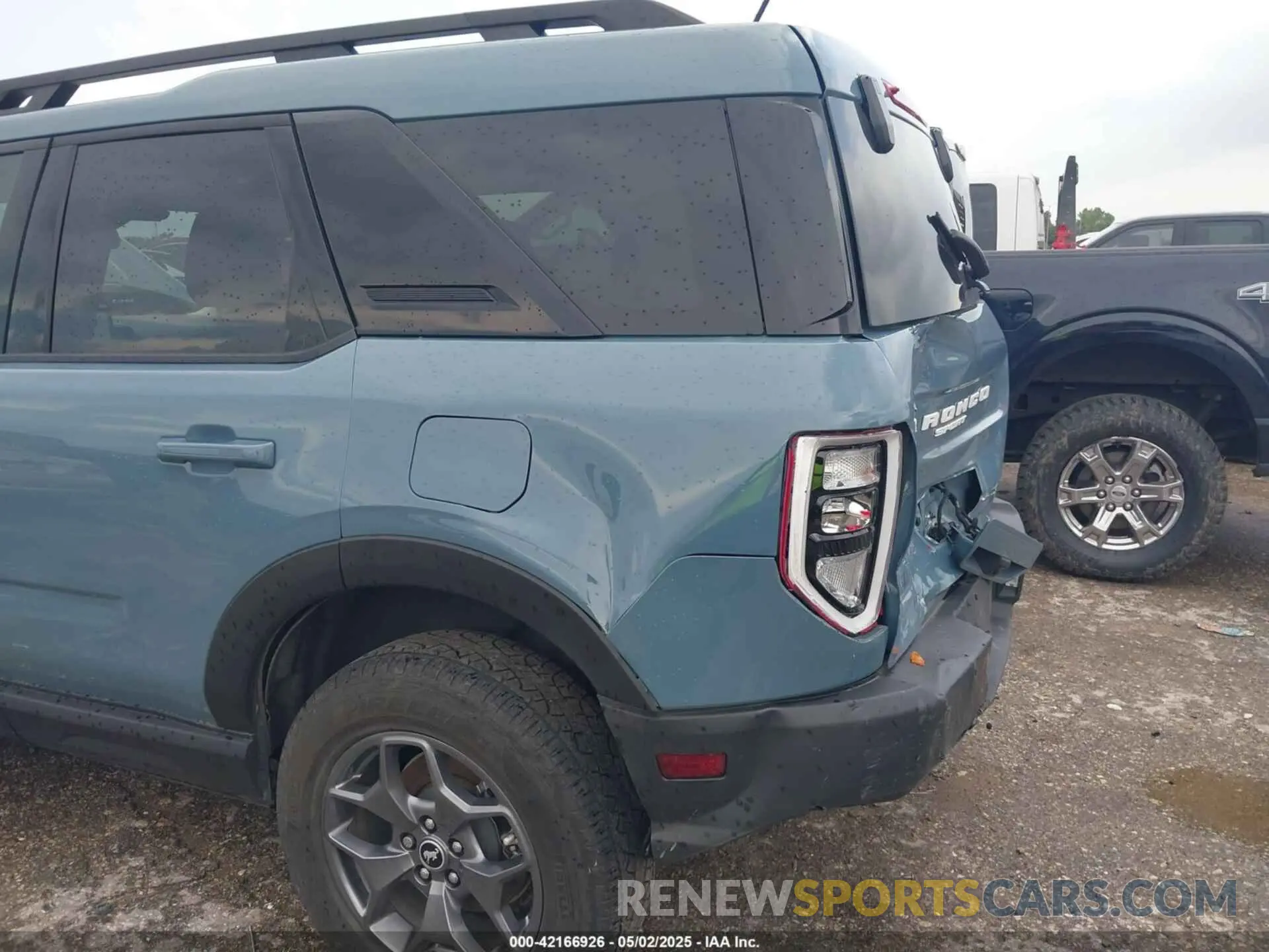 18 Photograph of a damaged car 3FMCR9D99PRE06235 FORD BRONCO SPORT 2023
