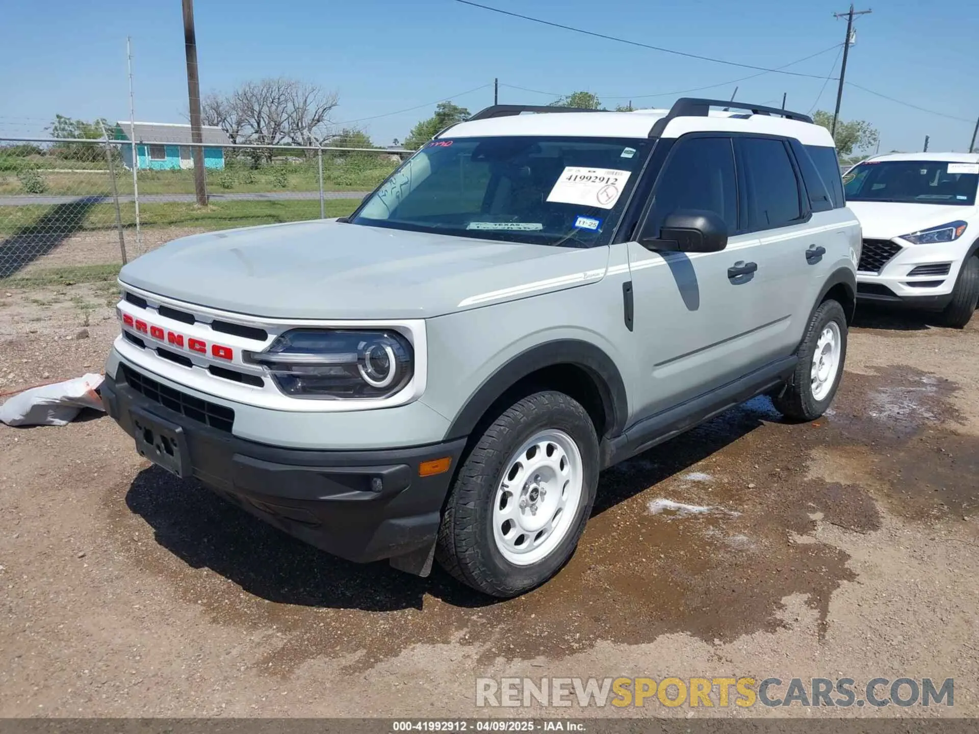 2 Photograph of a damaged car 3FMCR9G60PRD88788 FORD BRONCO SPORT 2023