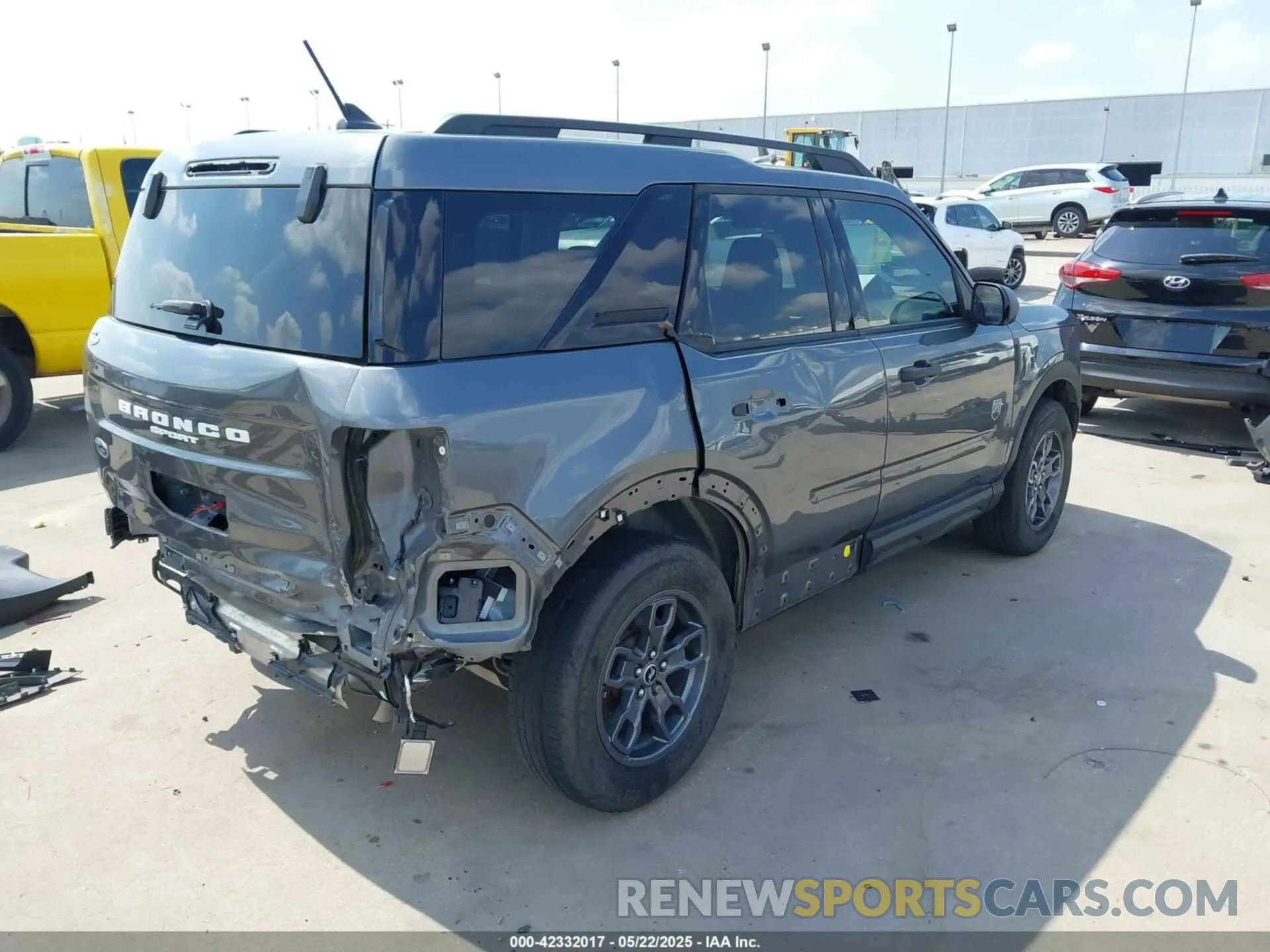 4 Photograph of a damaged car 3FMCR9B60RRE09648 FORD BRONCO SPORT 2024
