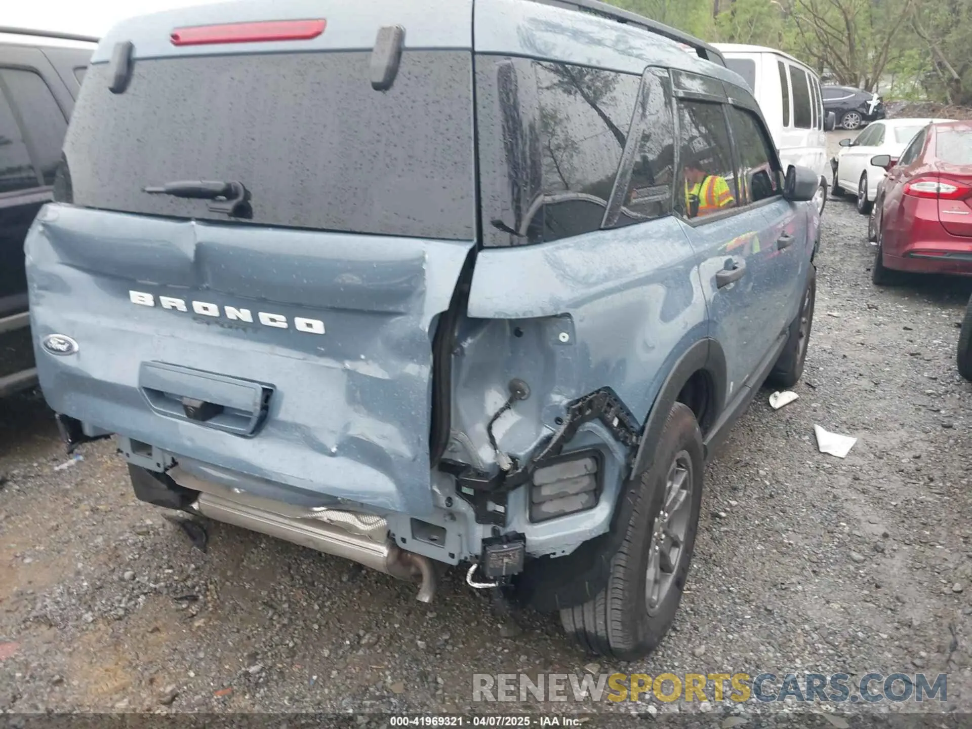 4 Photograph of a damaged car 3FMCR9B60RRE12906 FORD BRONCO SPORT 2024
