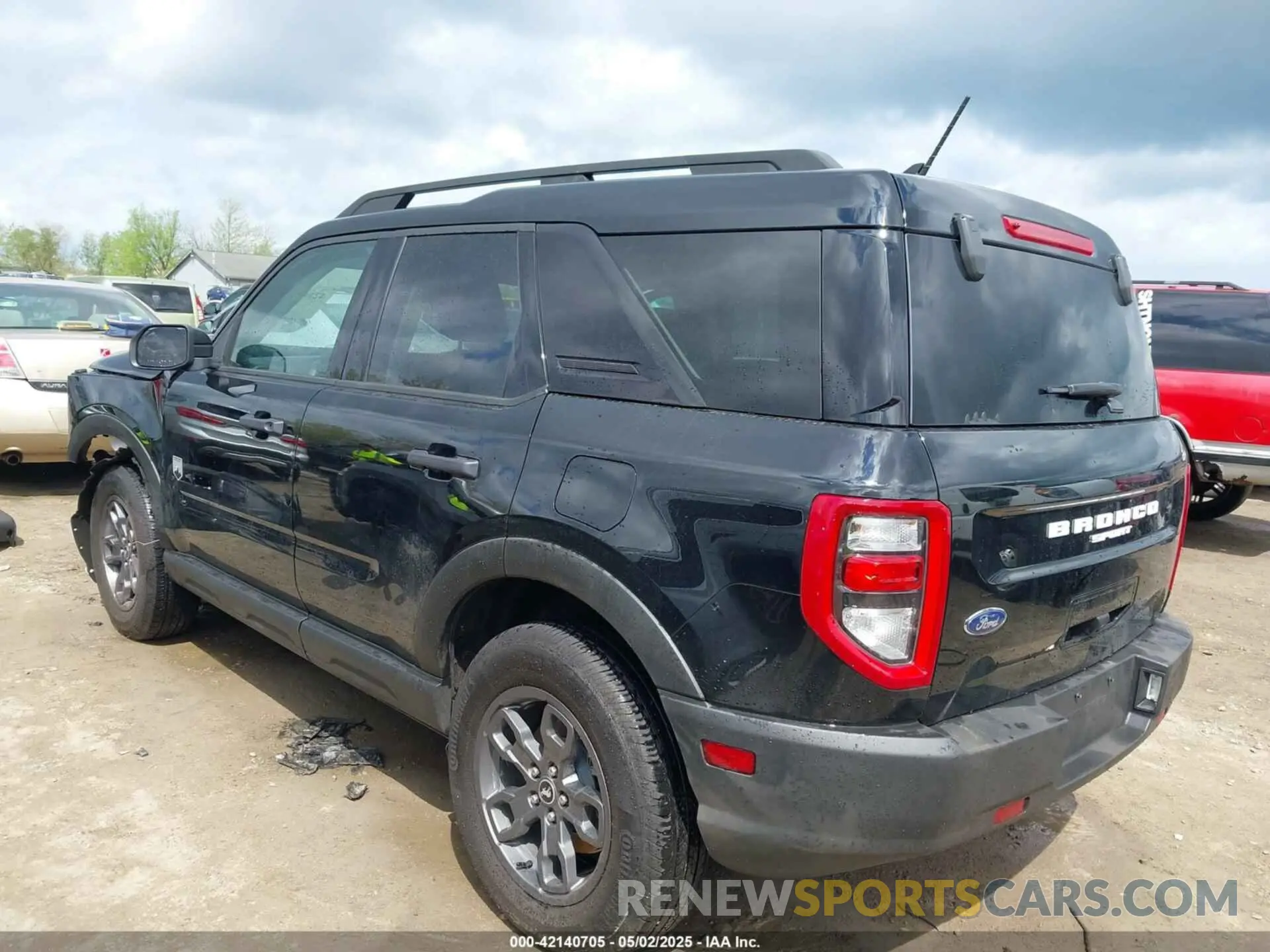 3 Photograph of a damaged car 3FMCR9B60RRE29365 FORD BRONCO SPORT 2024
