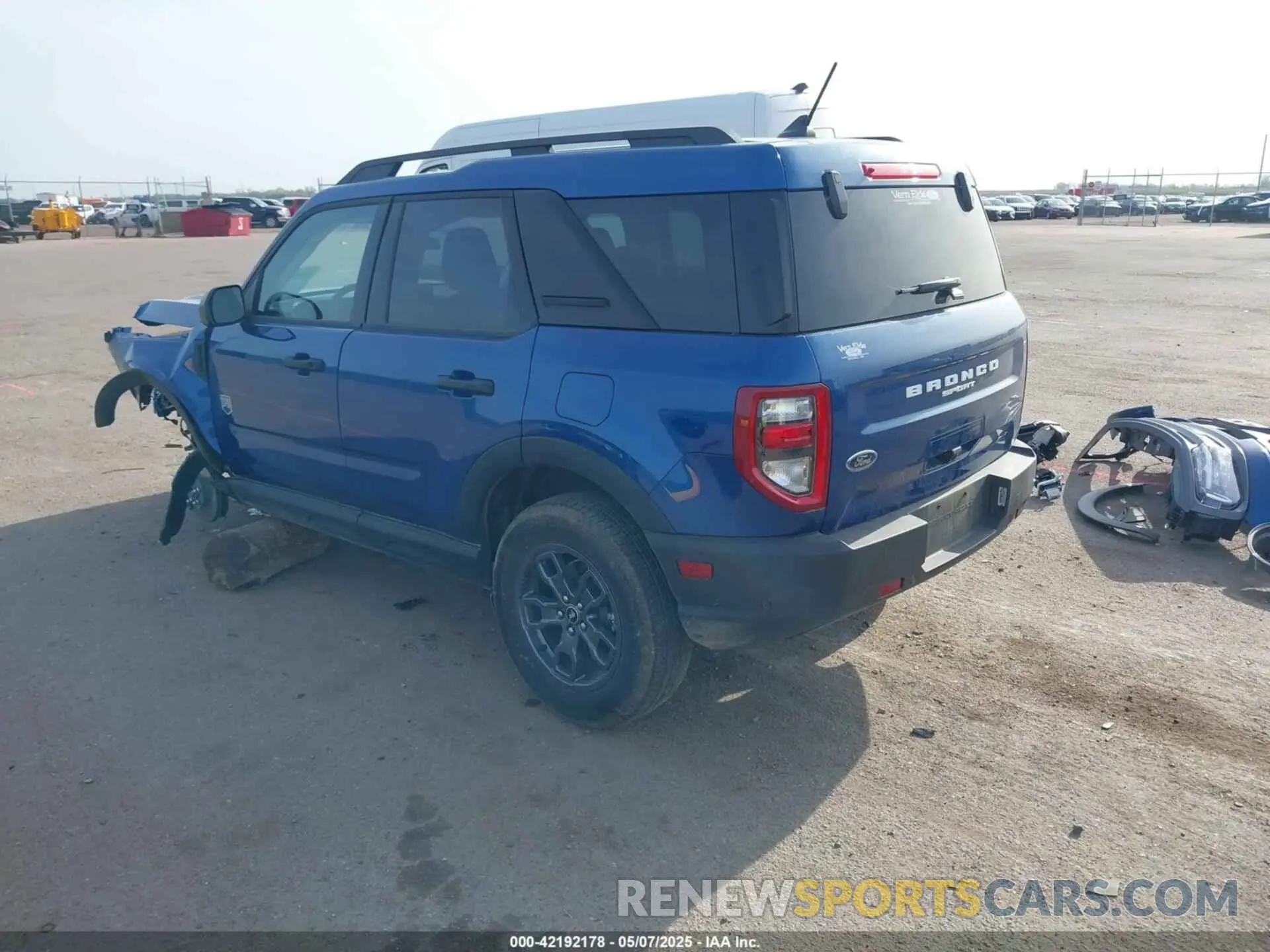 3 Photograph of a damaged car 3FMCR9B60RRE32685 FORD BRONCO SPORT 2024