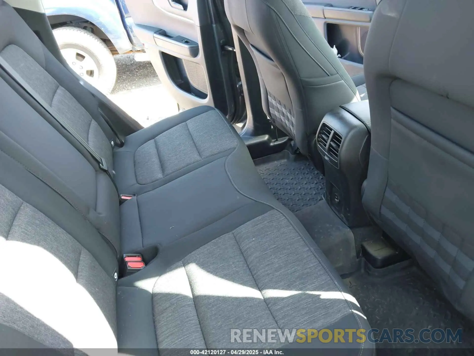 8 Photograph of a damaged car 3FMCR9B63RRE18361 FORD BRONCO SPORT 2024
