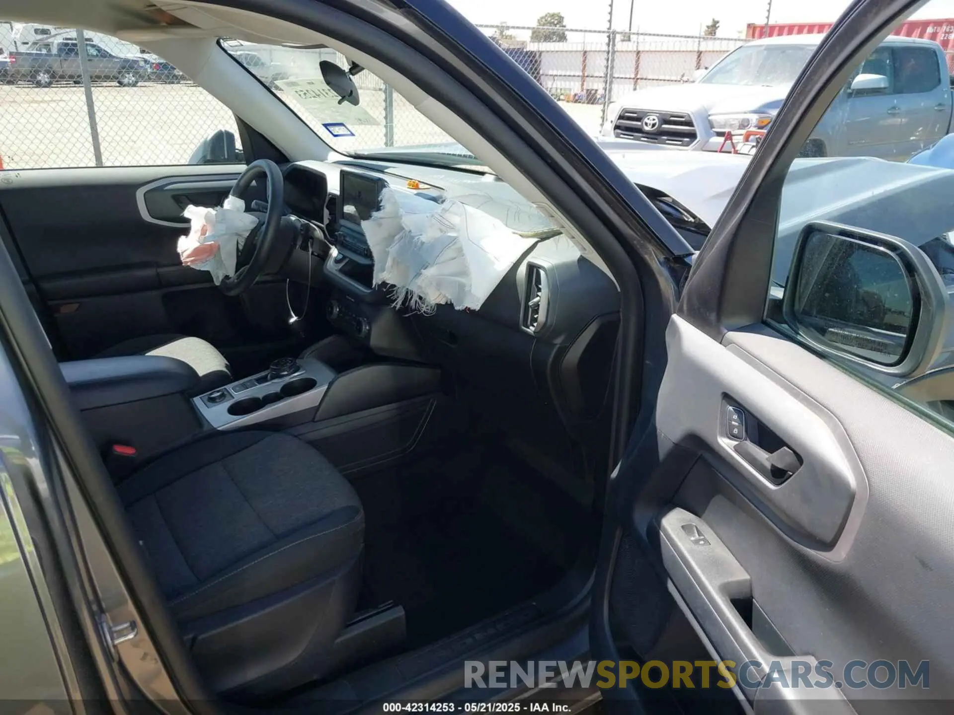 5 Photograph of a damaged car 3FMCR9B63RRE30980 FORD BRONCO SPORT 2024