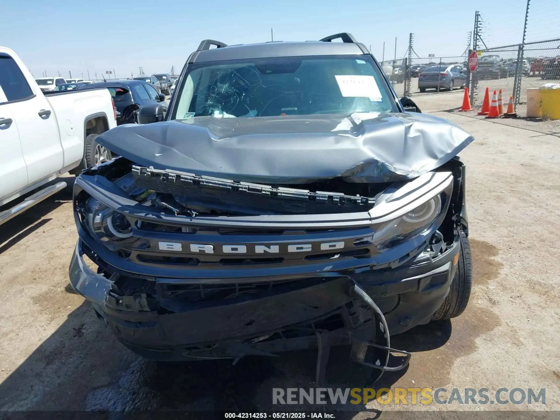 6 Photograph of a damaged car 3FMCR9B63RRE30980 FORD BRONCO SPORT 2024