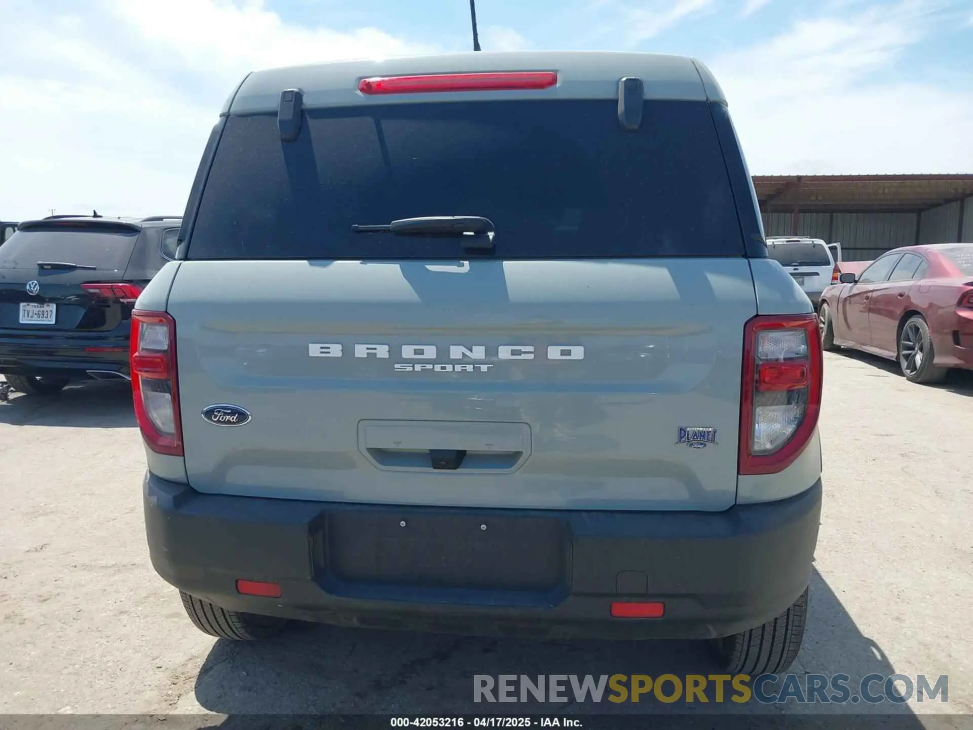 16 Photograph of a damaged car 3FMCR9B63RRE74817 FORD BRONCO SPORT 2024