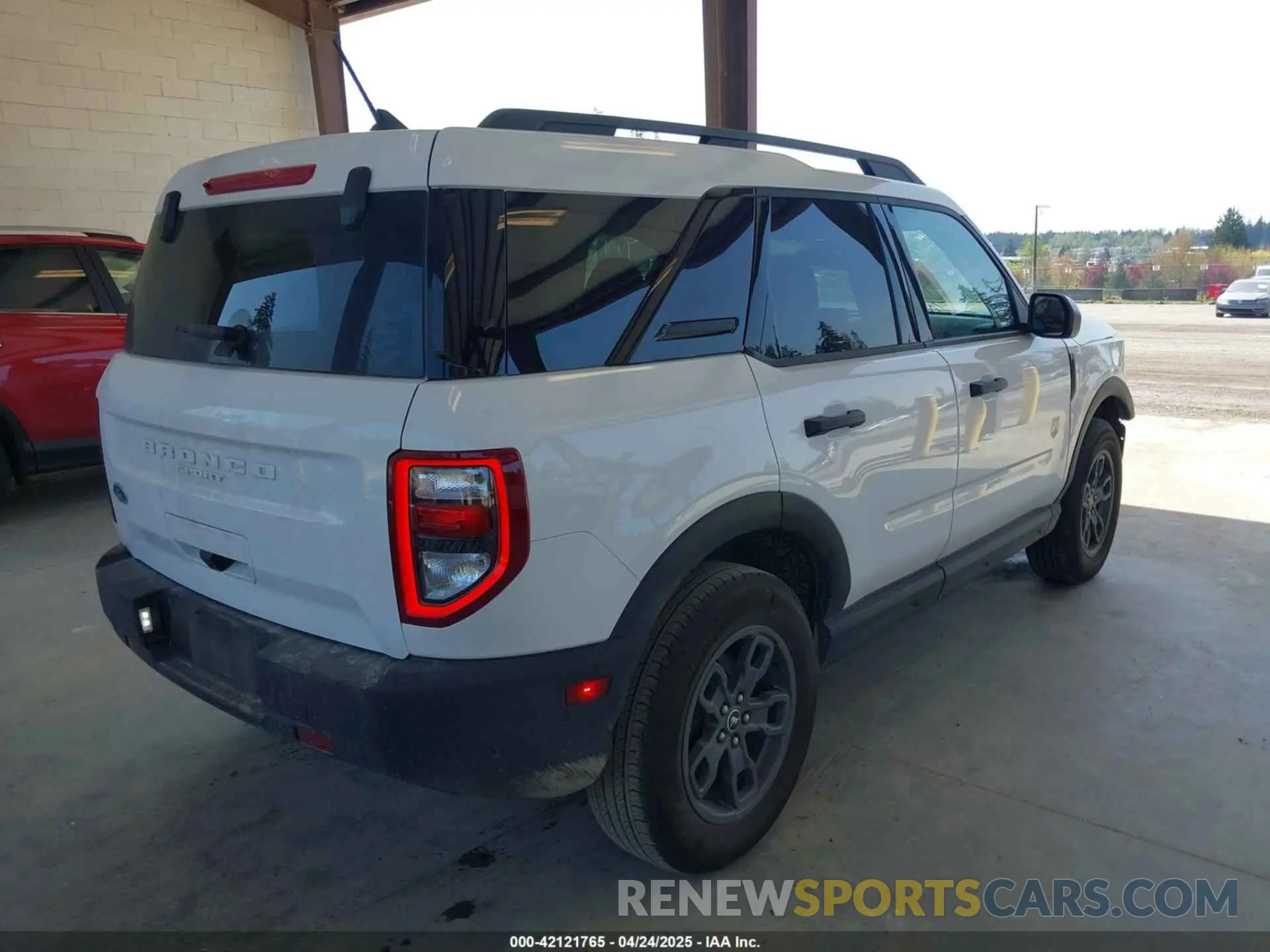4 Photograph of a damaged car 3FMCR9B64RRE20393 FORD BRONCO SPORT 2024