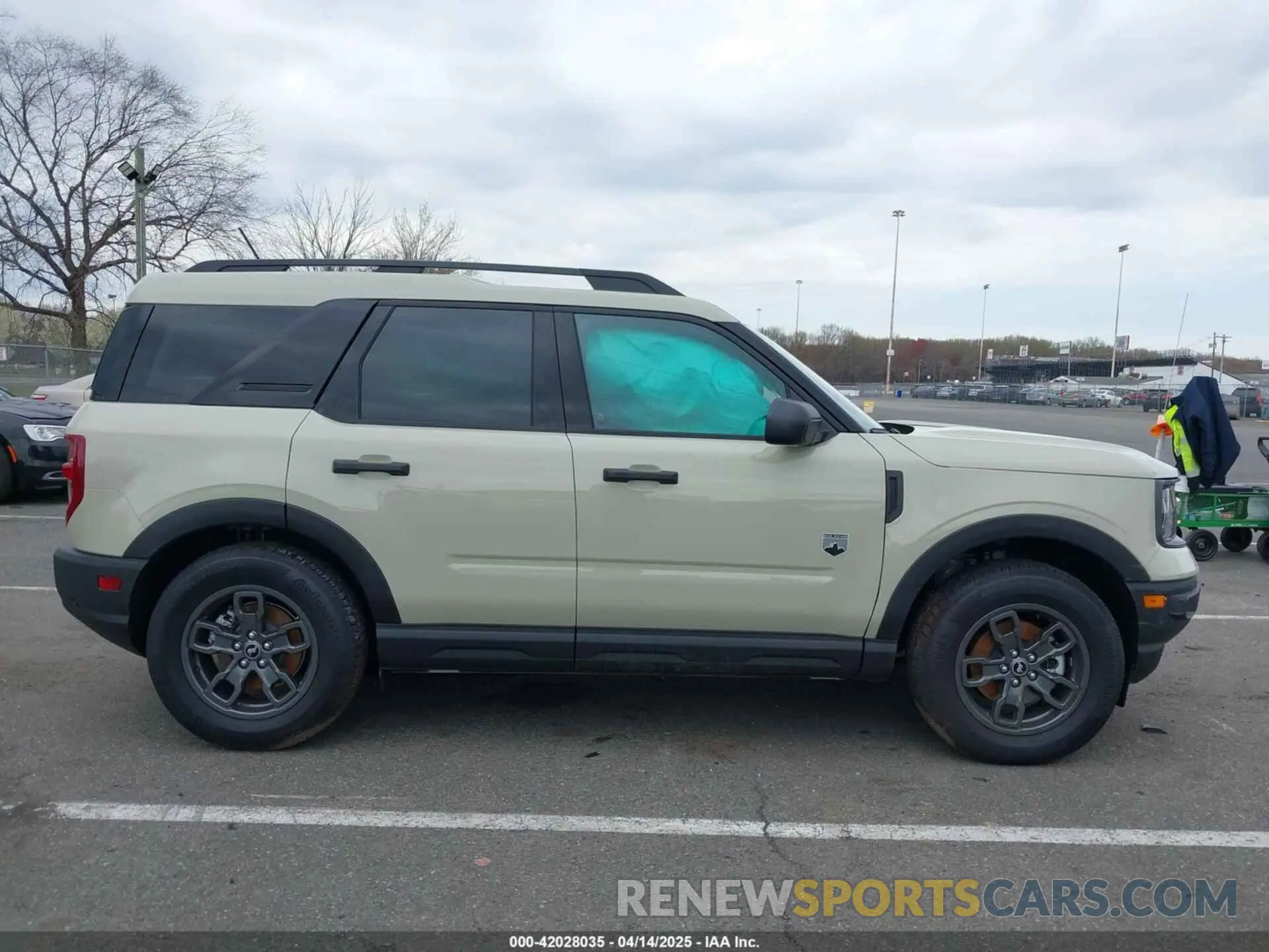 12 Photograph of a damaged car 3FMCR9B64RRF67202 FORD BRONCO SPORT 2024