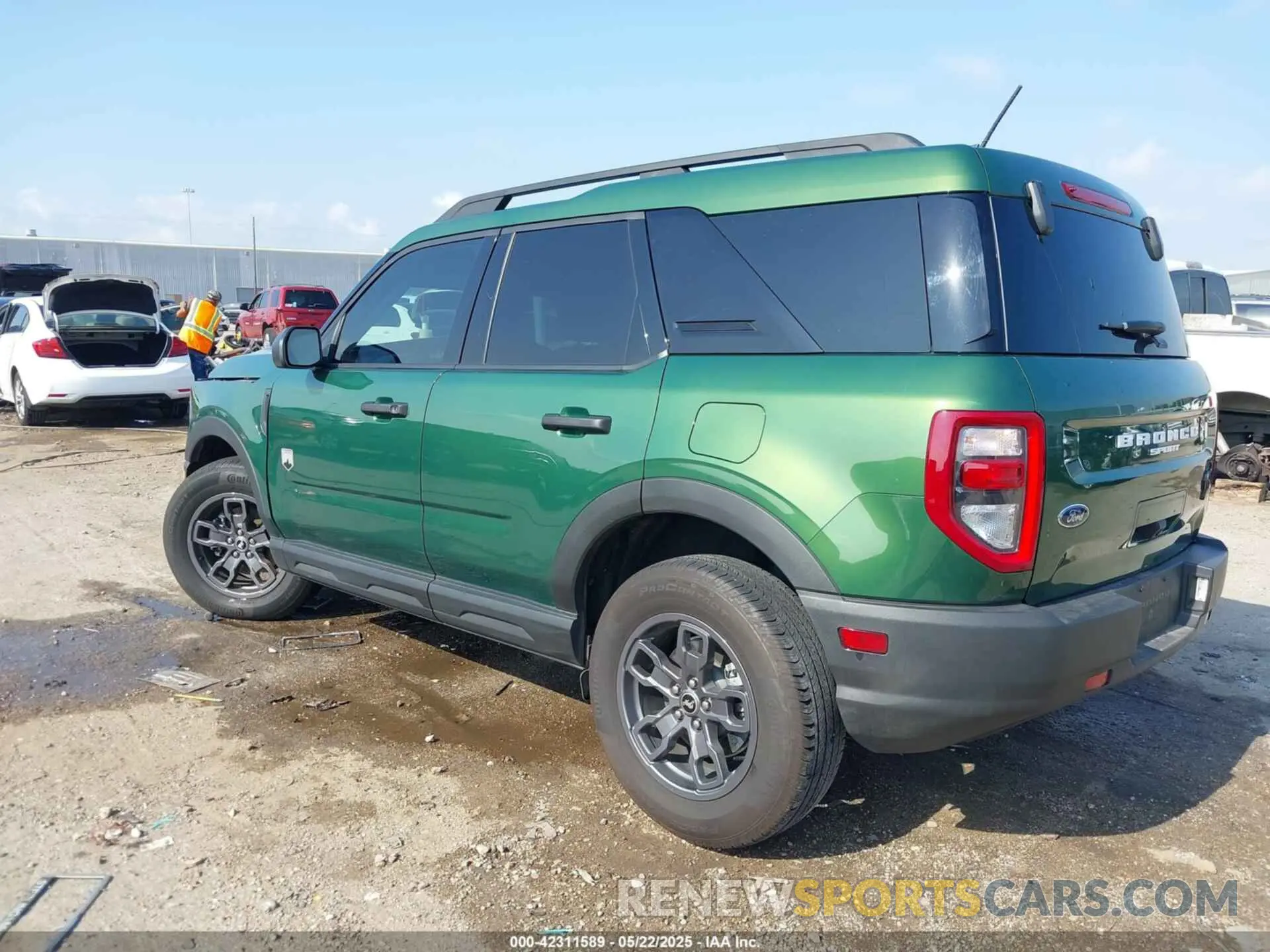 3 Photograph of a damaged car 3FMCR9B65RRE36182 FORD BRONCO SPORT 2024