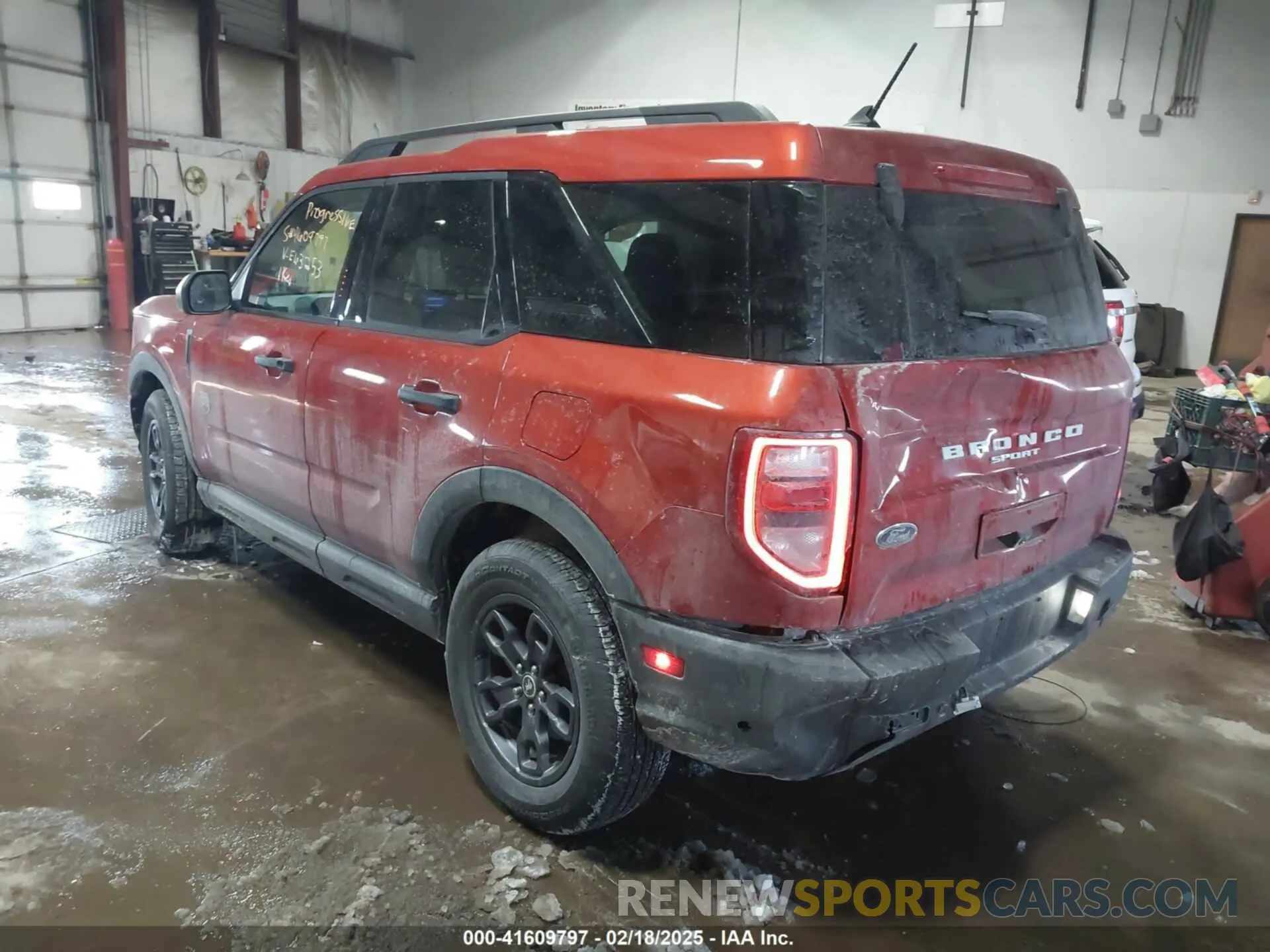 3 Photograph of a damaged car 3FMCR9B65RRE63253 FORD BRONCO SPORT 2024