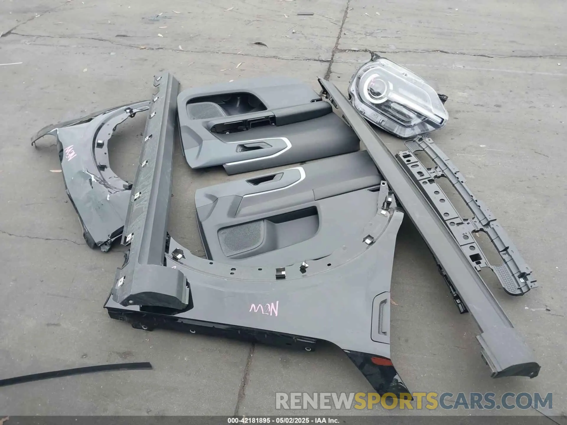 12 Photograph of a damaged car 3FMCR9B65RRE83227 FORD BRONCO SPORT 2024